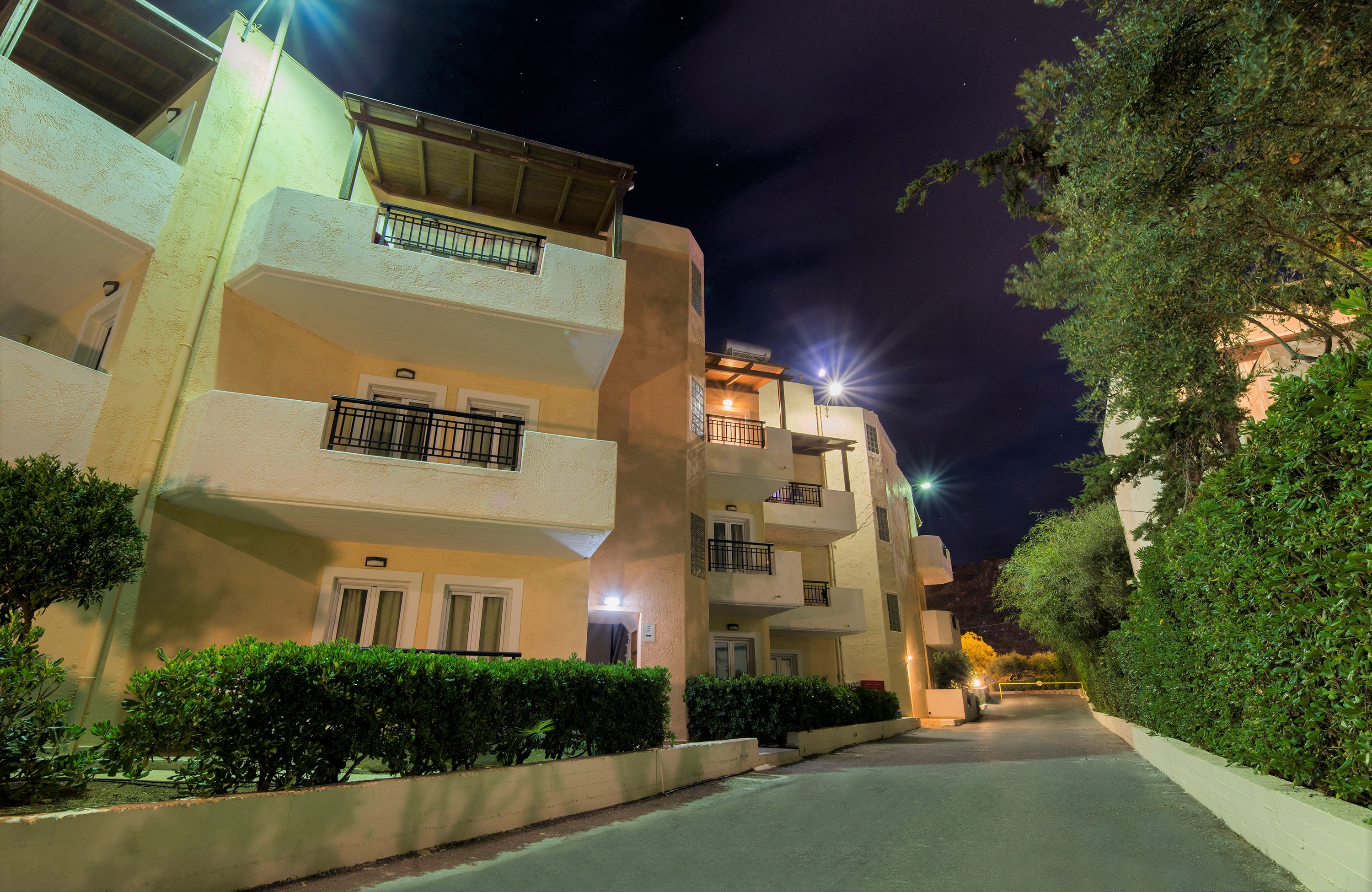 Double or Twin Standard