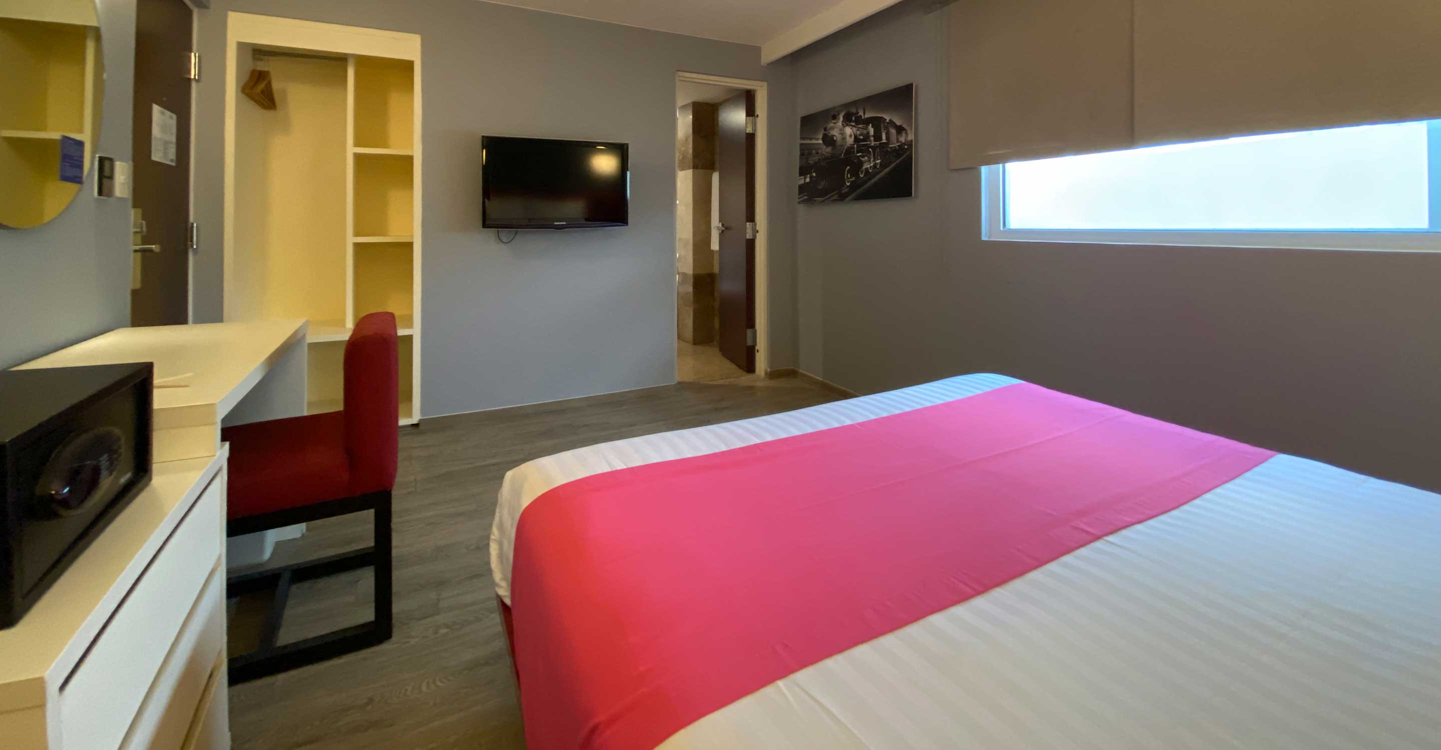 Double Queen Size Bed