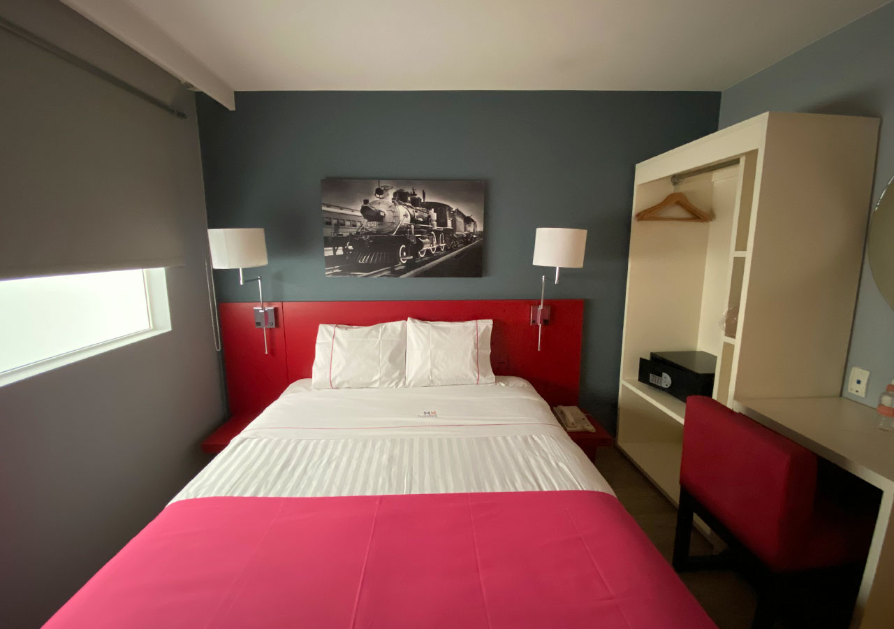 Double Two Bedrooms One Bathroom