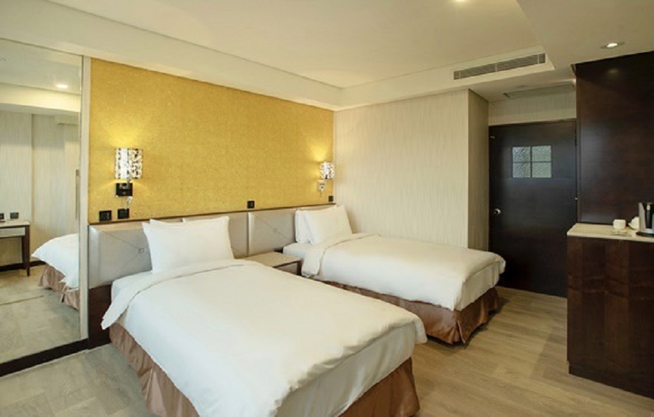 Double or Twin Executive