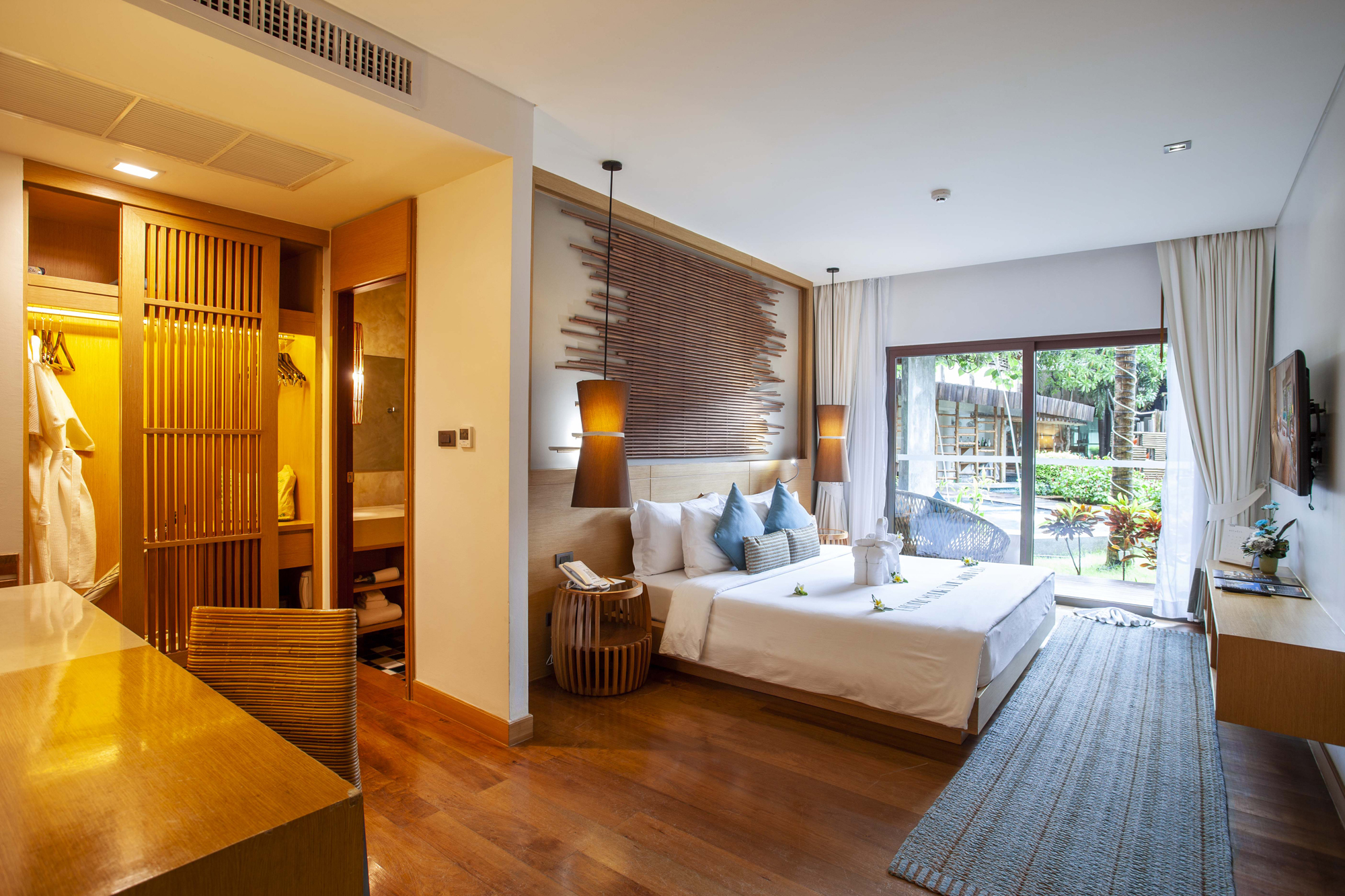 Double or Twin Deluxe