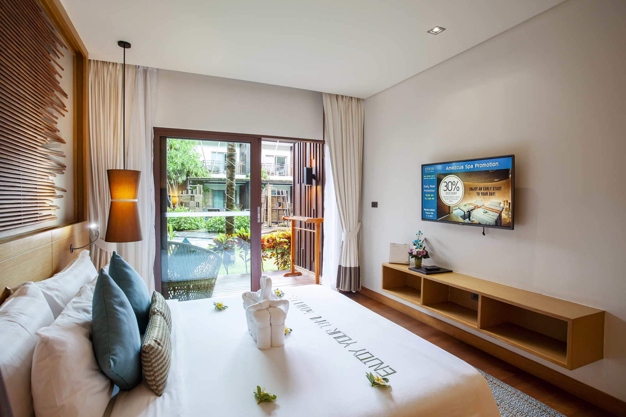 Double or Twin Deluxe