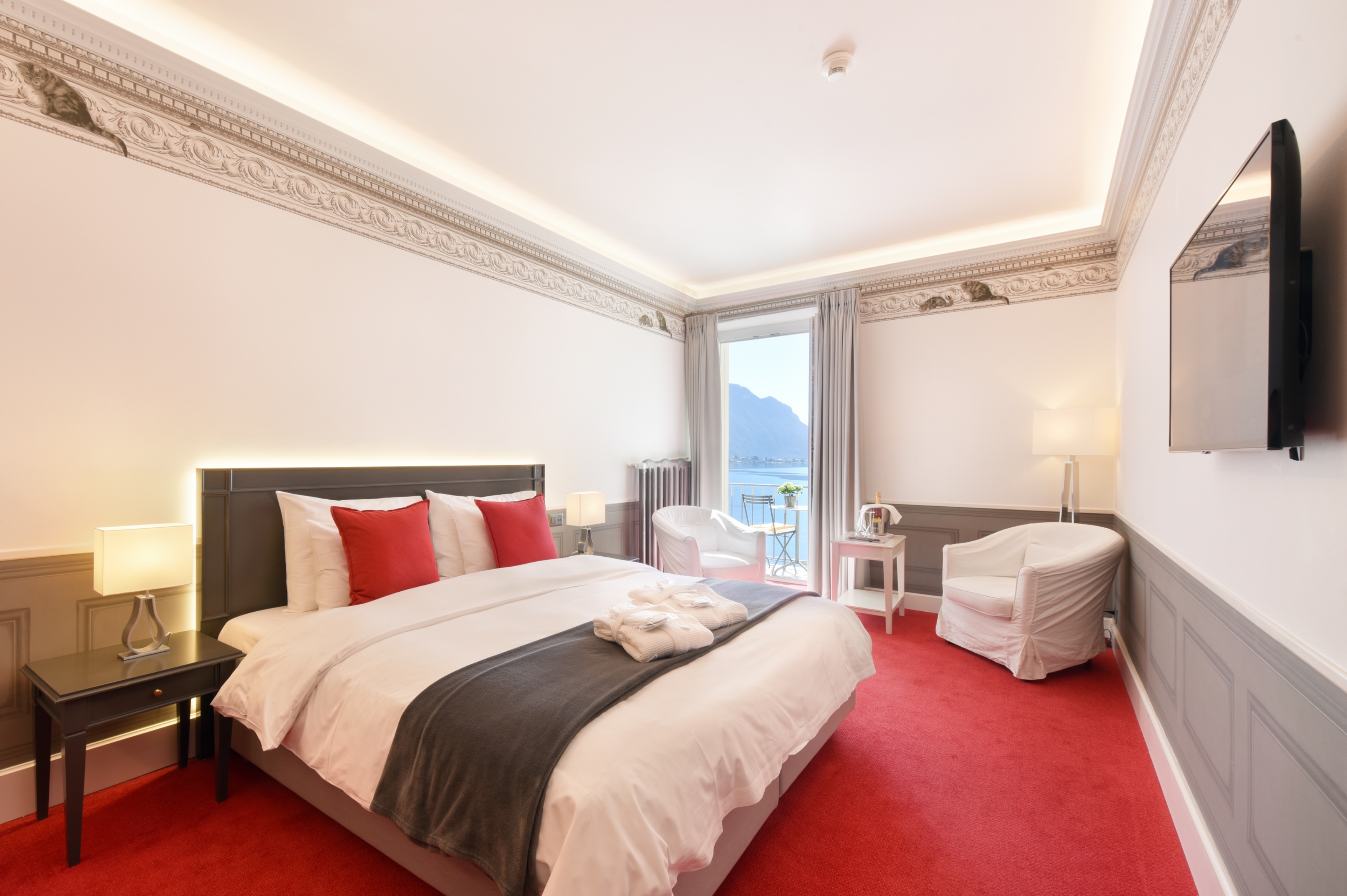 Twin Superior Lake View