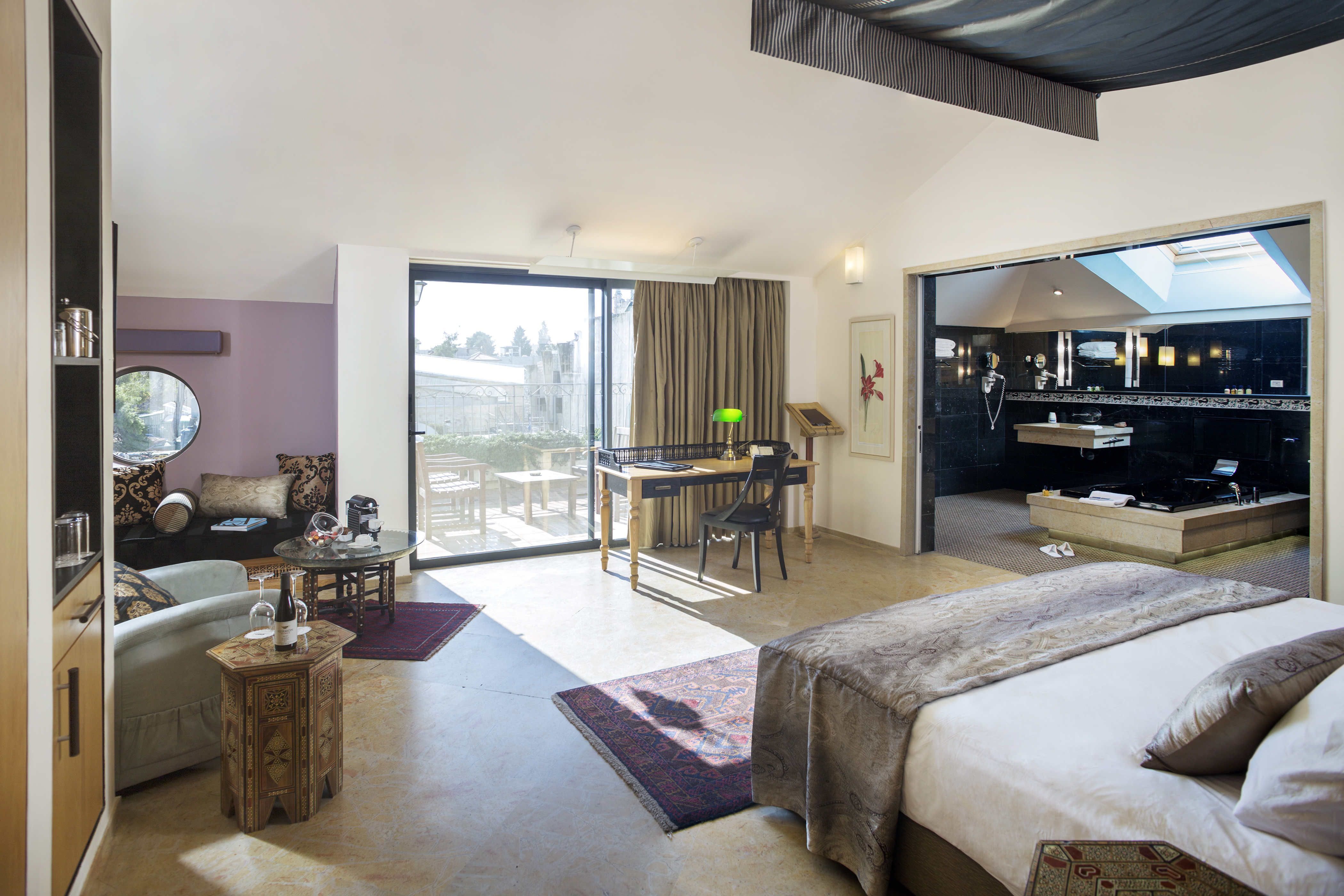 Double or Twin Standard