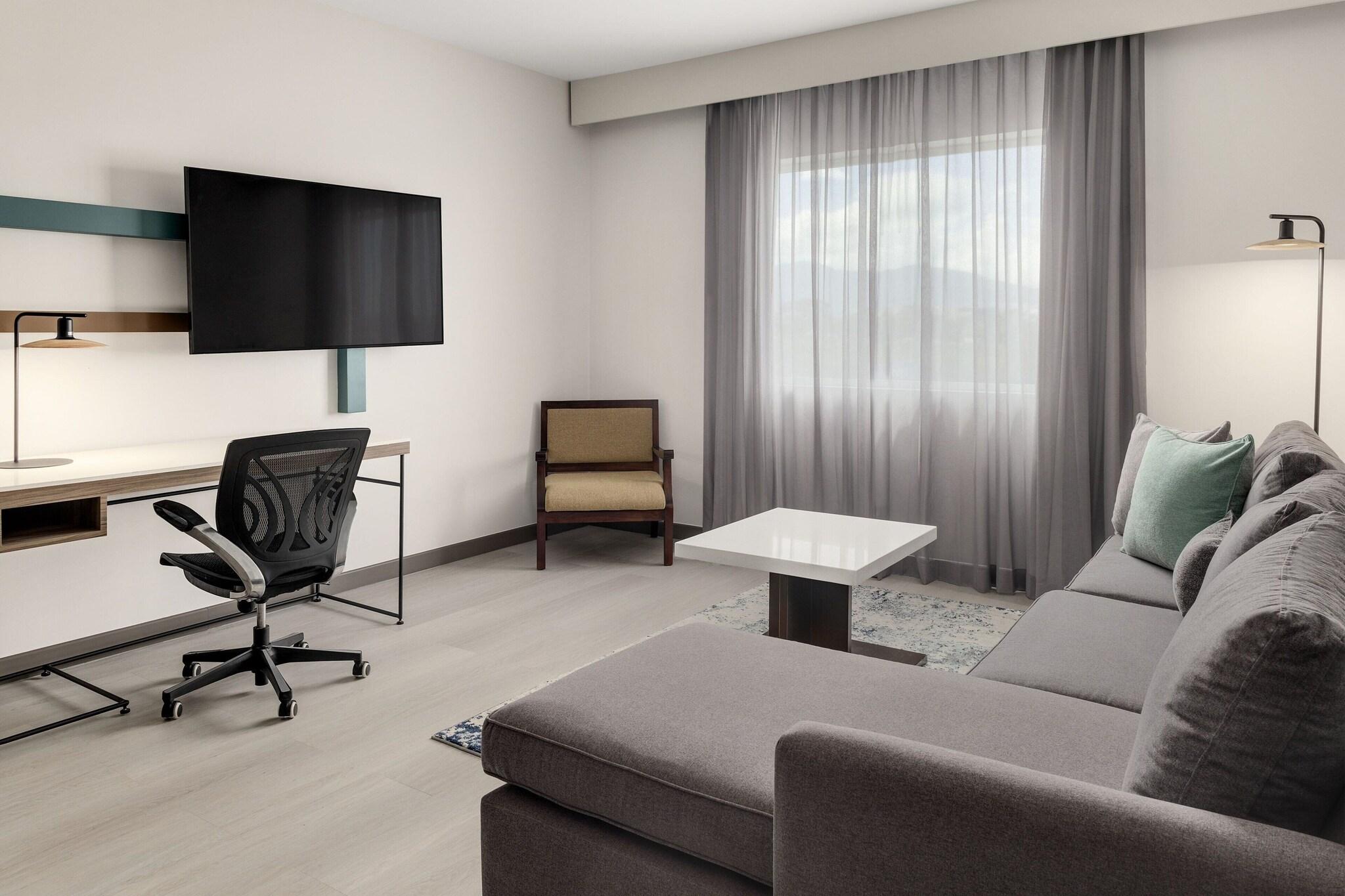 Double Superior King Bed