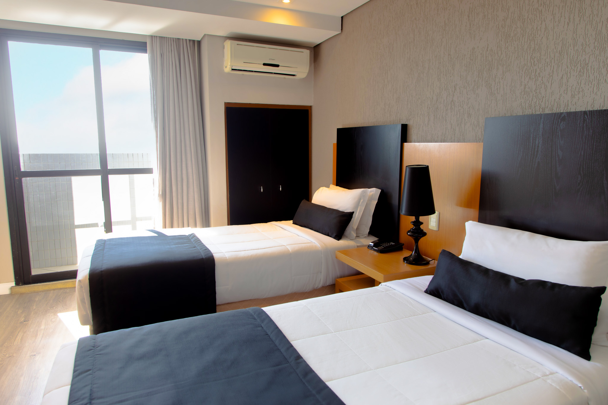 Single Deluxe Superior