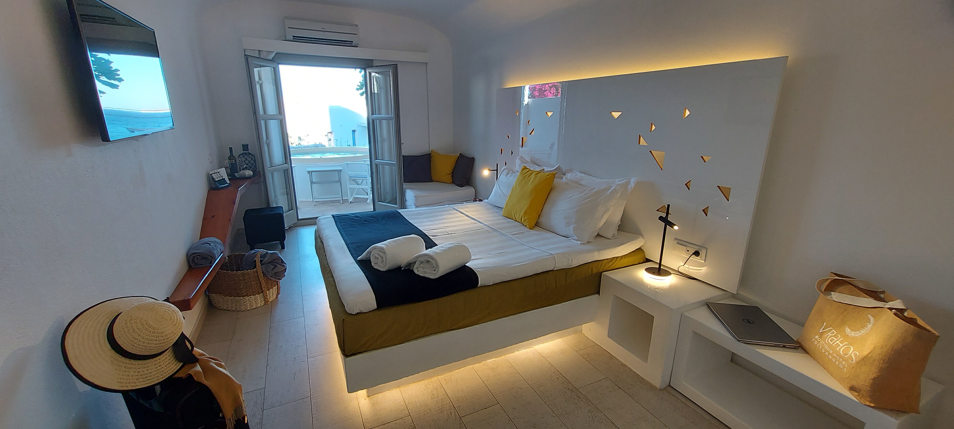 Double or Twin Deluxe Sea View