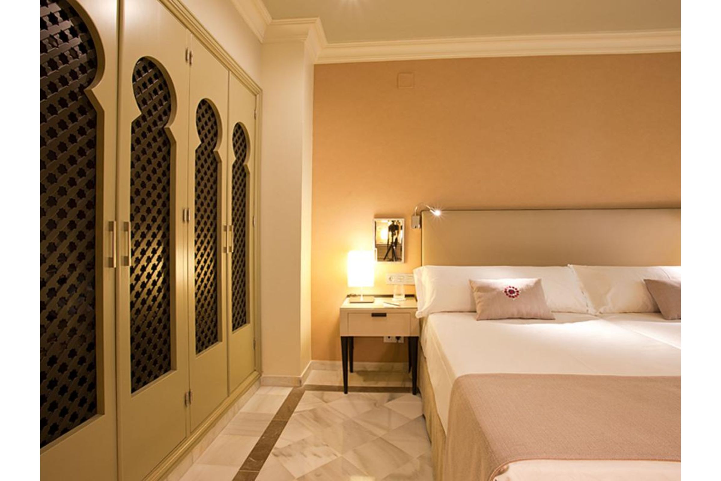 Double or Twin Standard