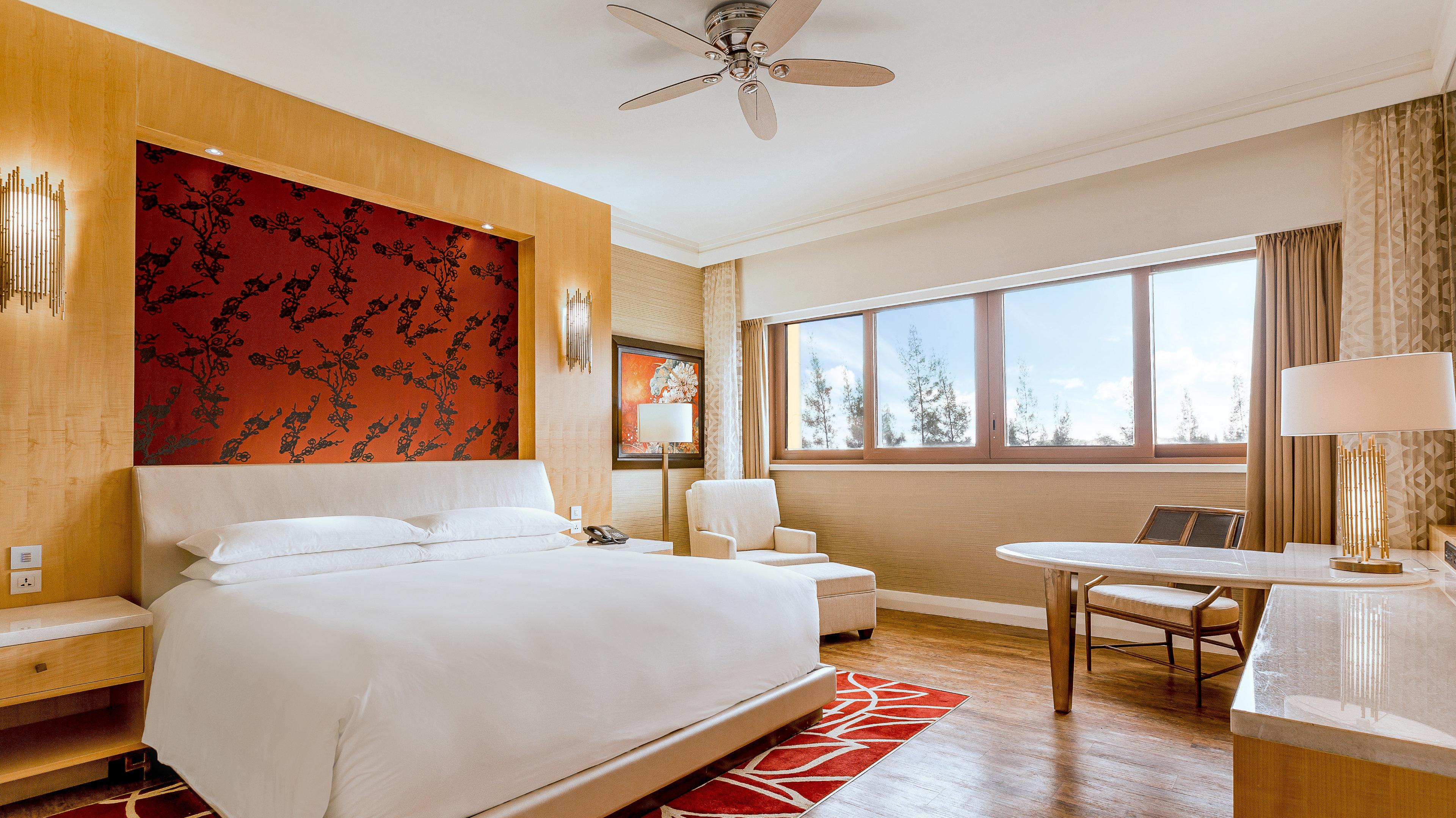 Double Deluxe King Bed