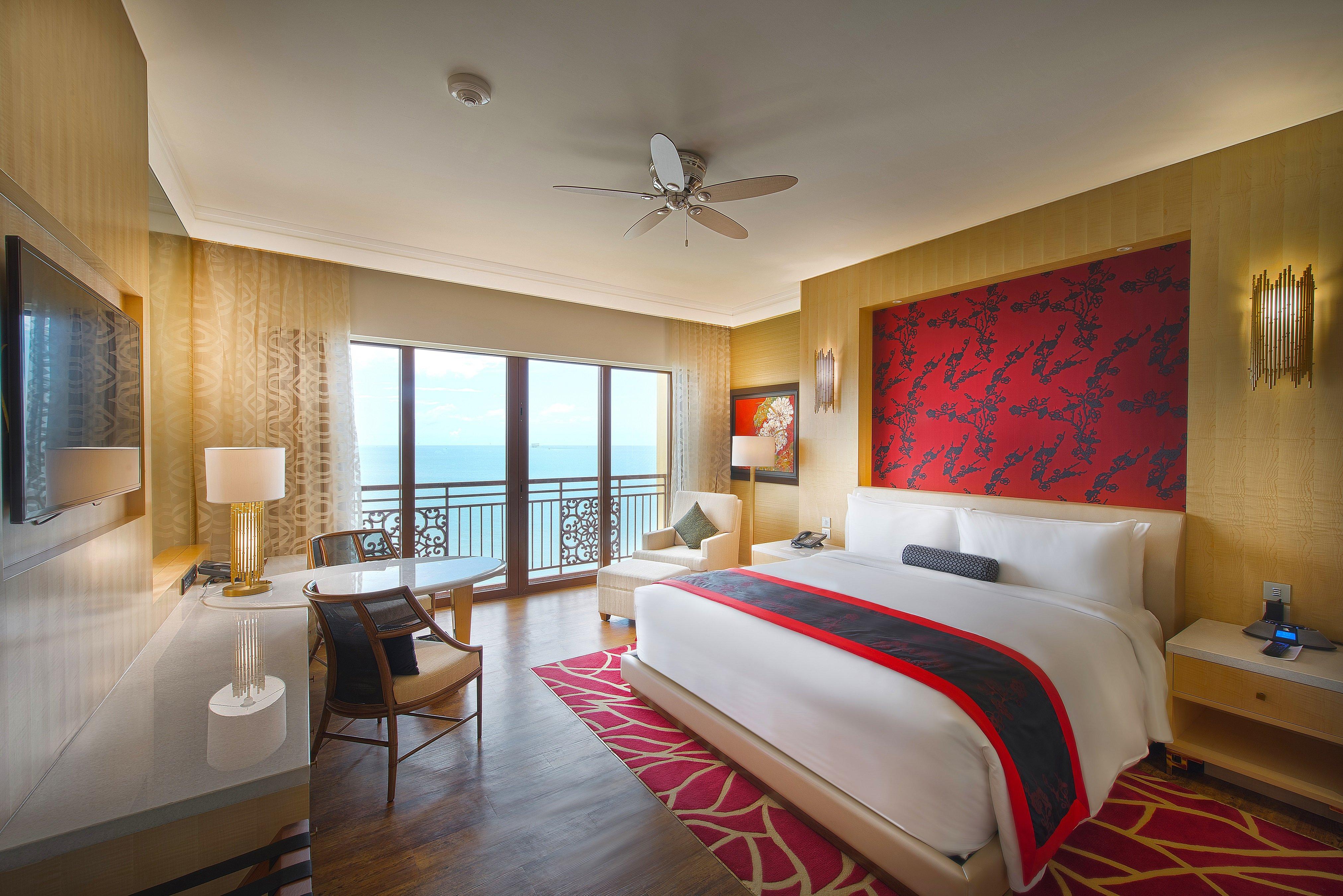 Double Ocean View King Bed