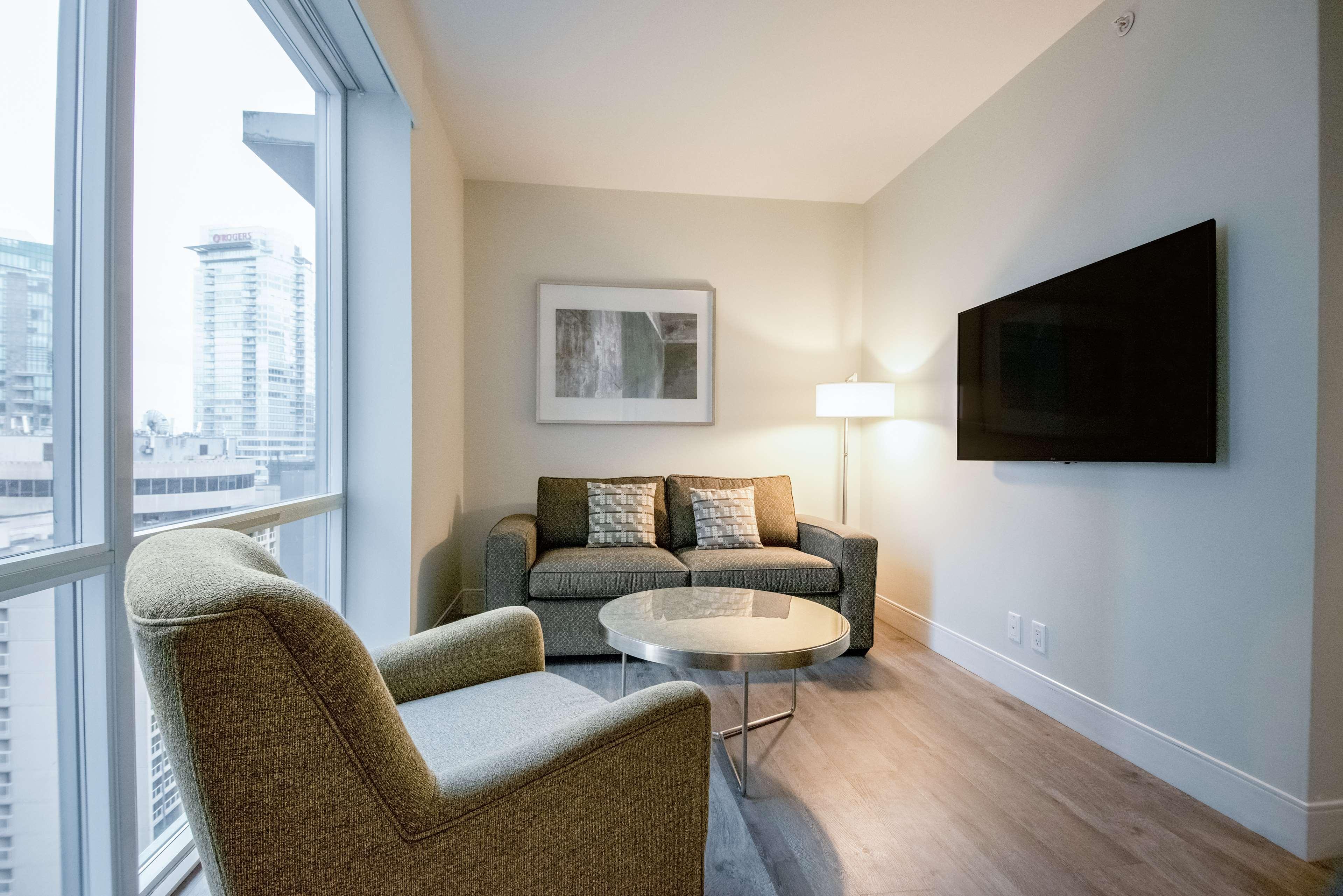 Room Premium