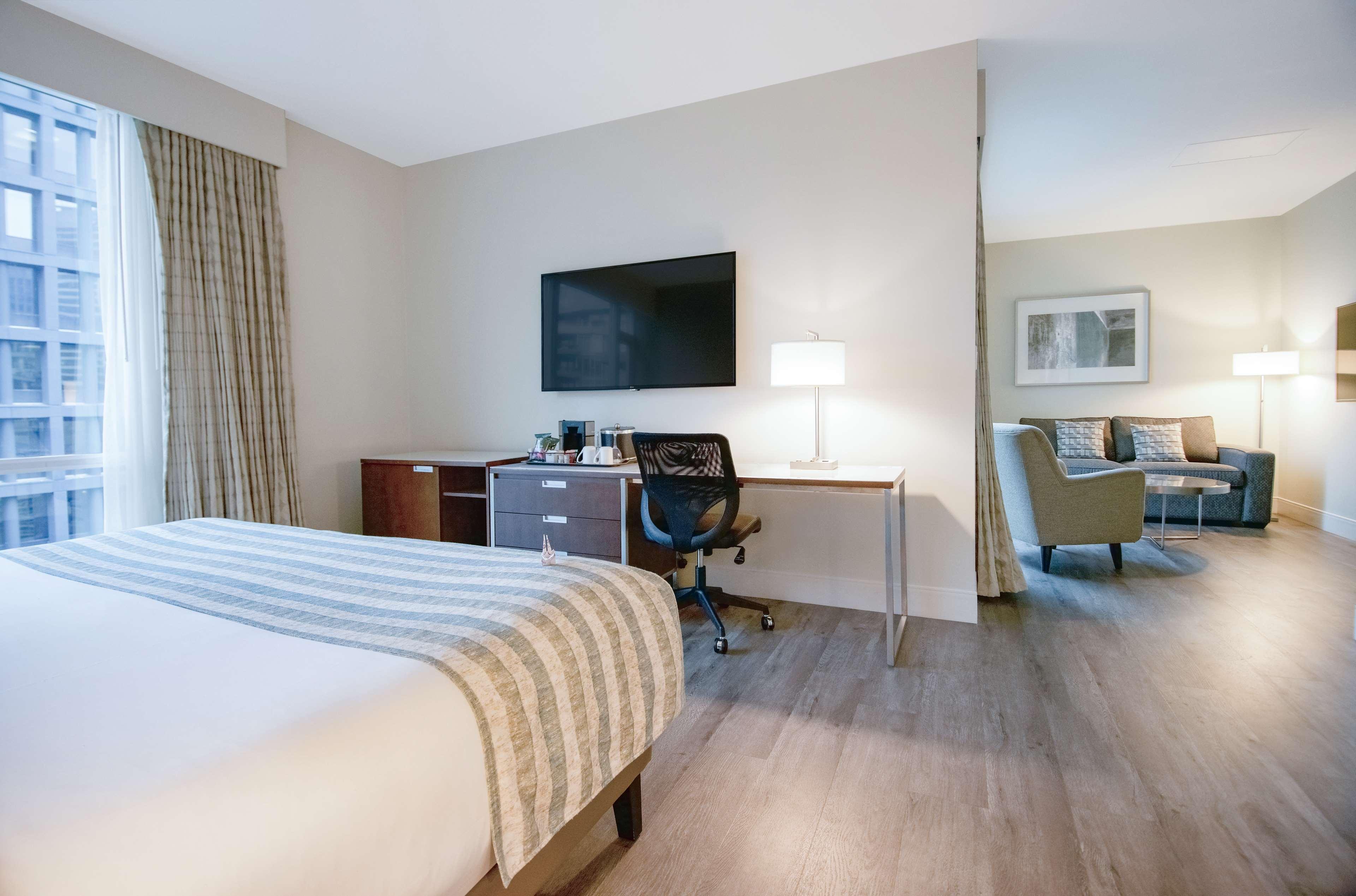Room Premium