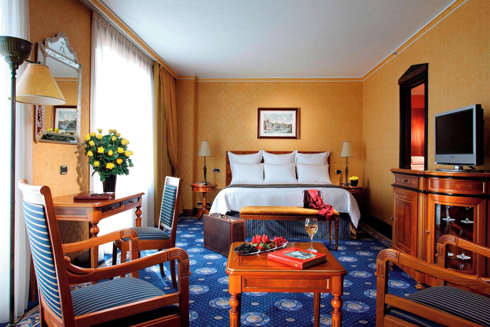 Junior Suite King Size Bed