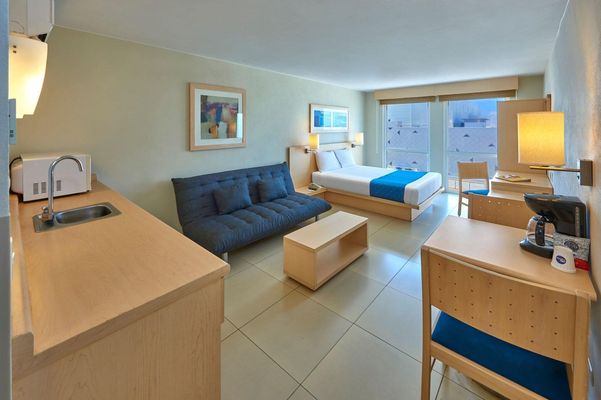 Suite Queen Size Bed