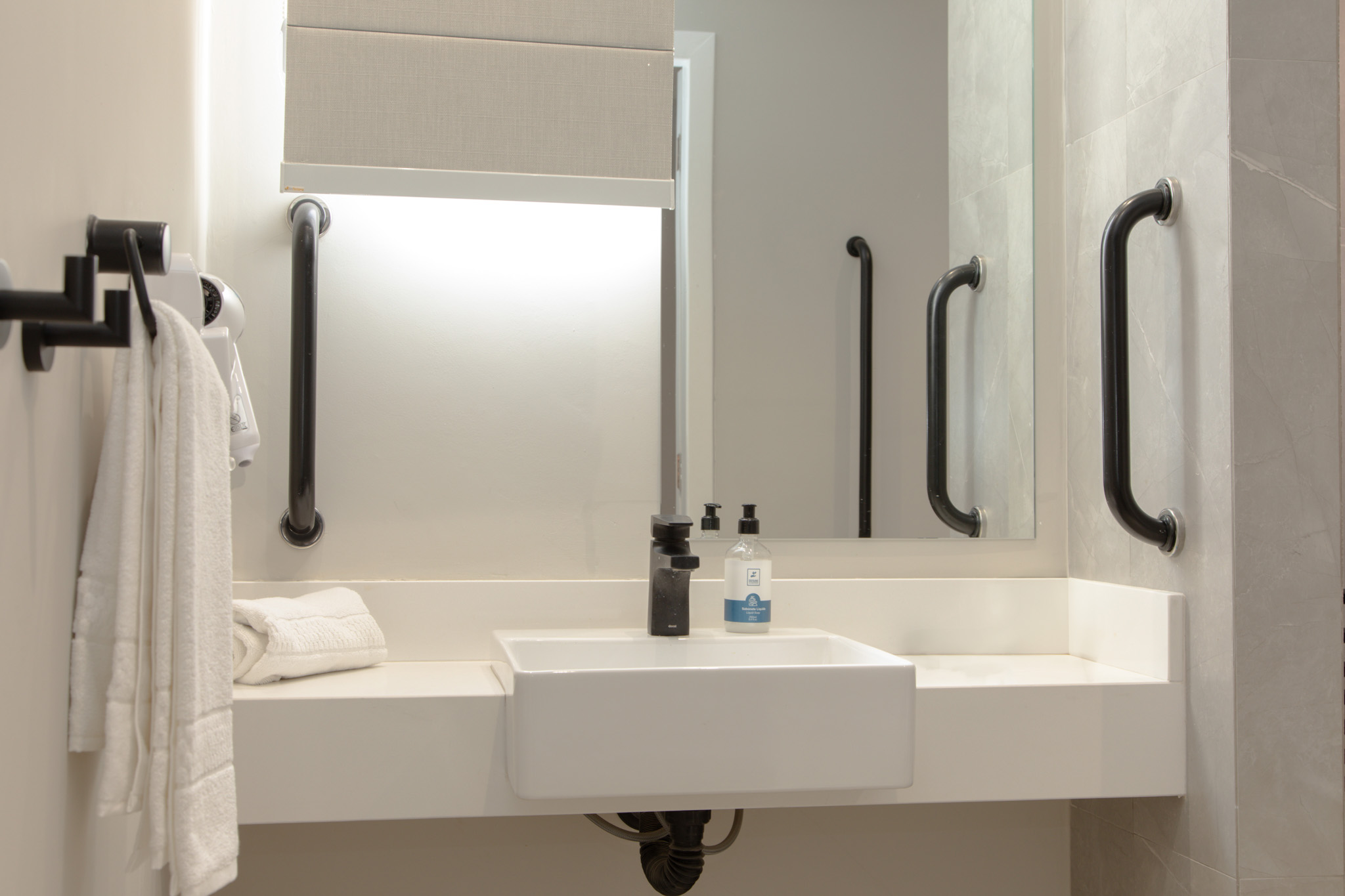 Double or Twin Accessible