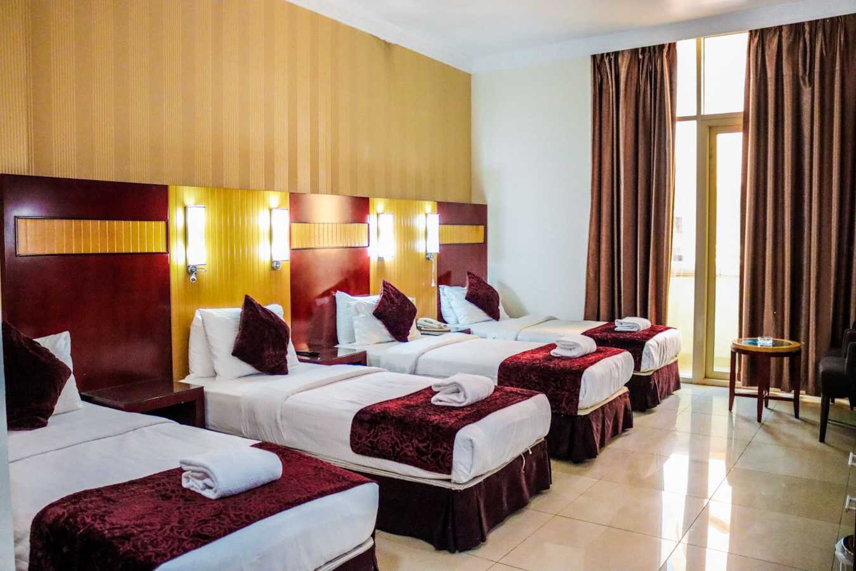 Quadruple Capacity 4