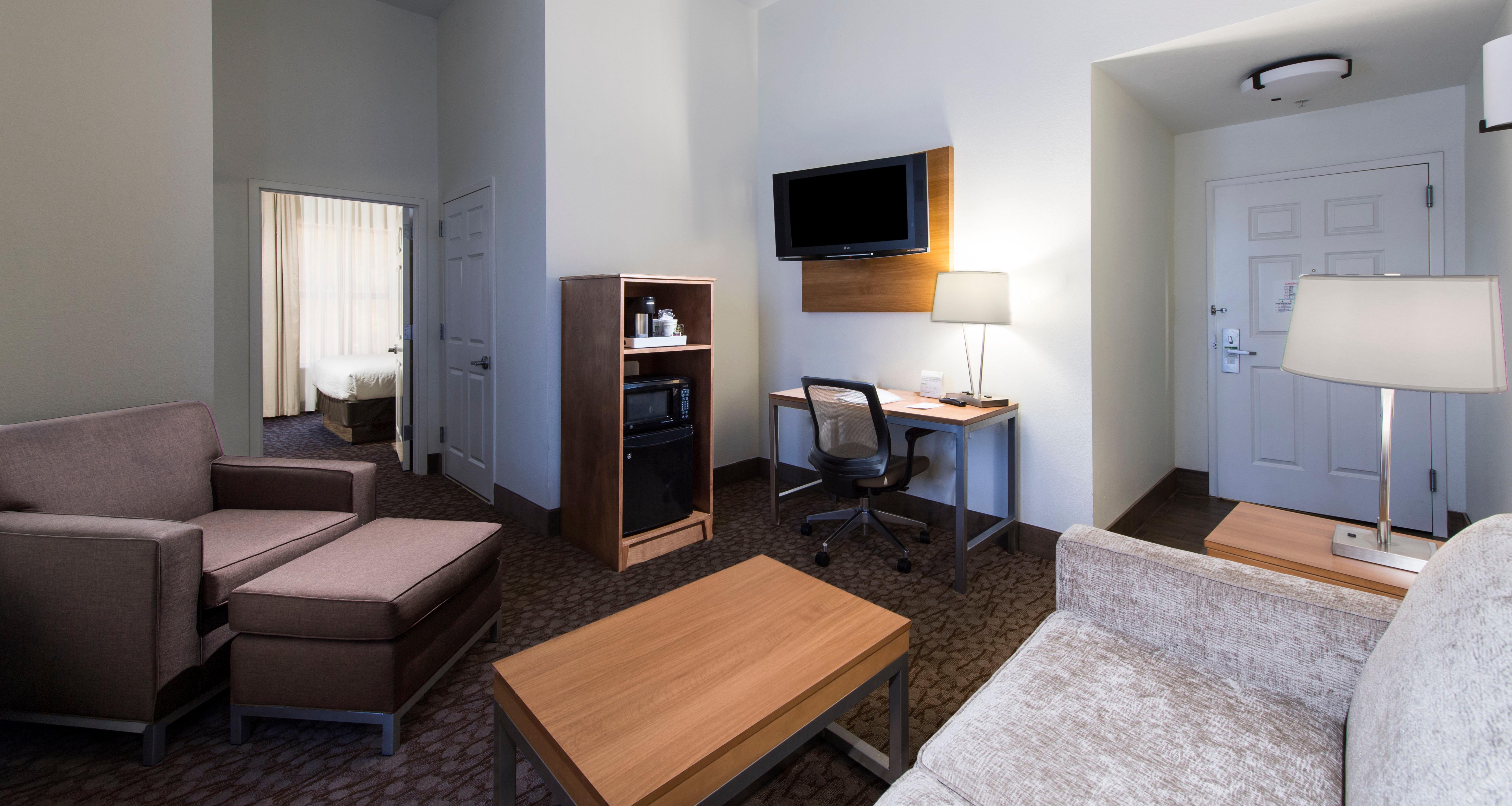 Suite Queen Size Bed