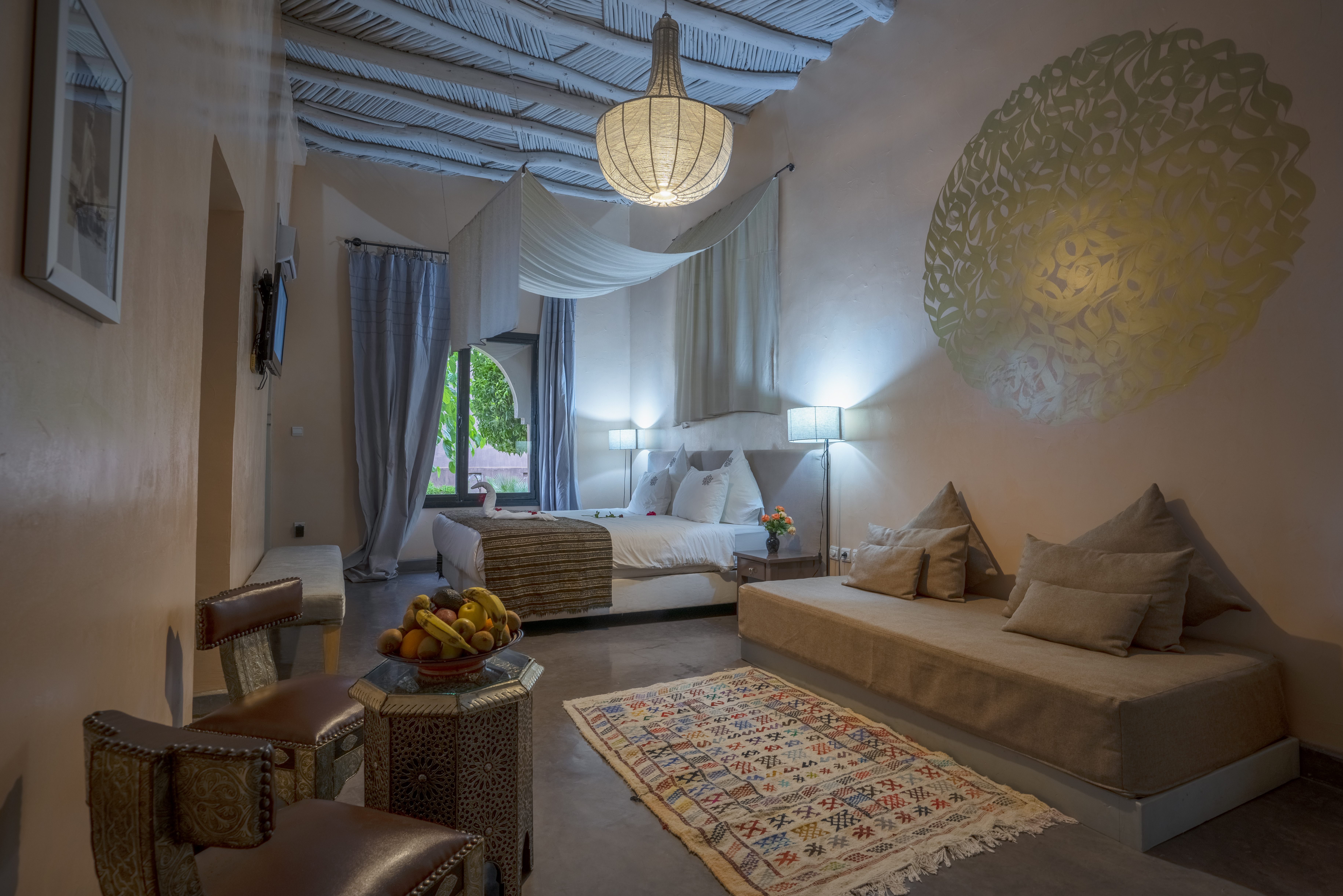 Double Deluxe One Bed