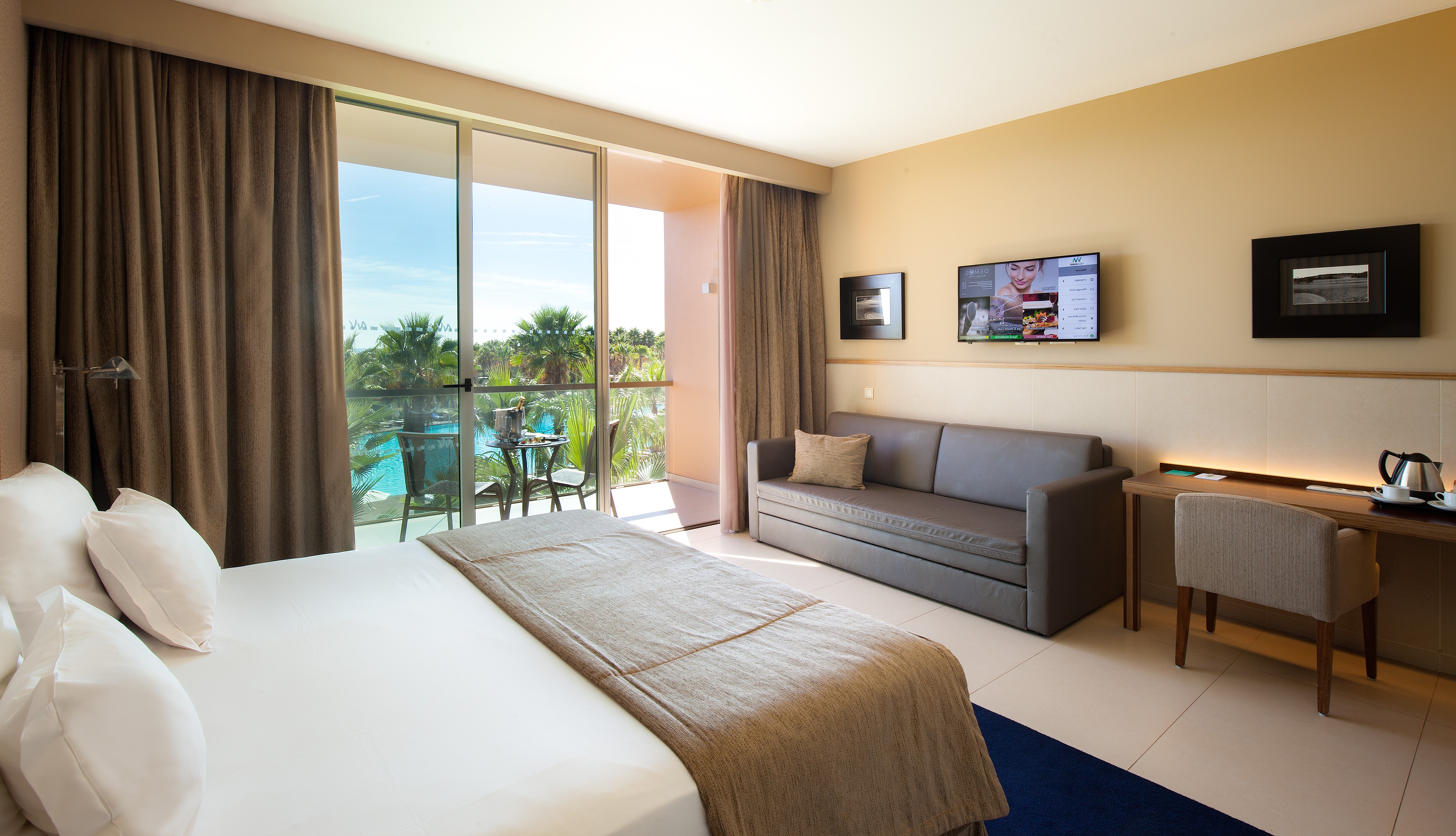 Double or Twin Pool View