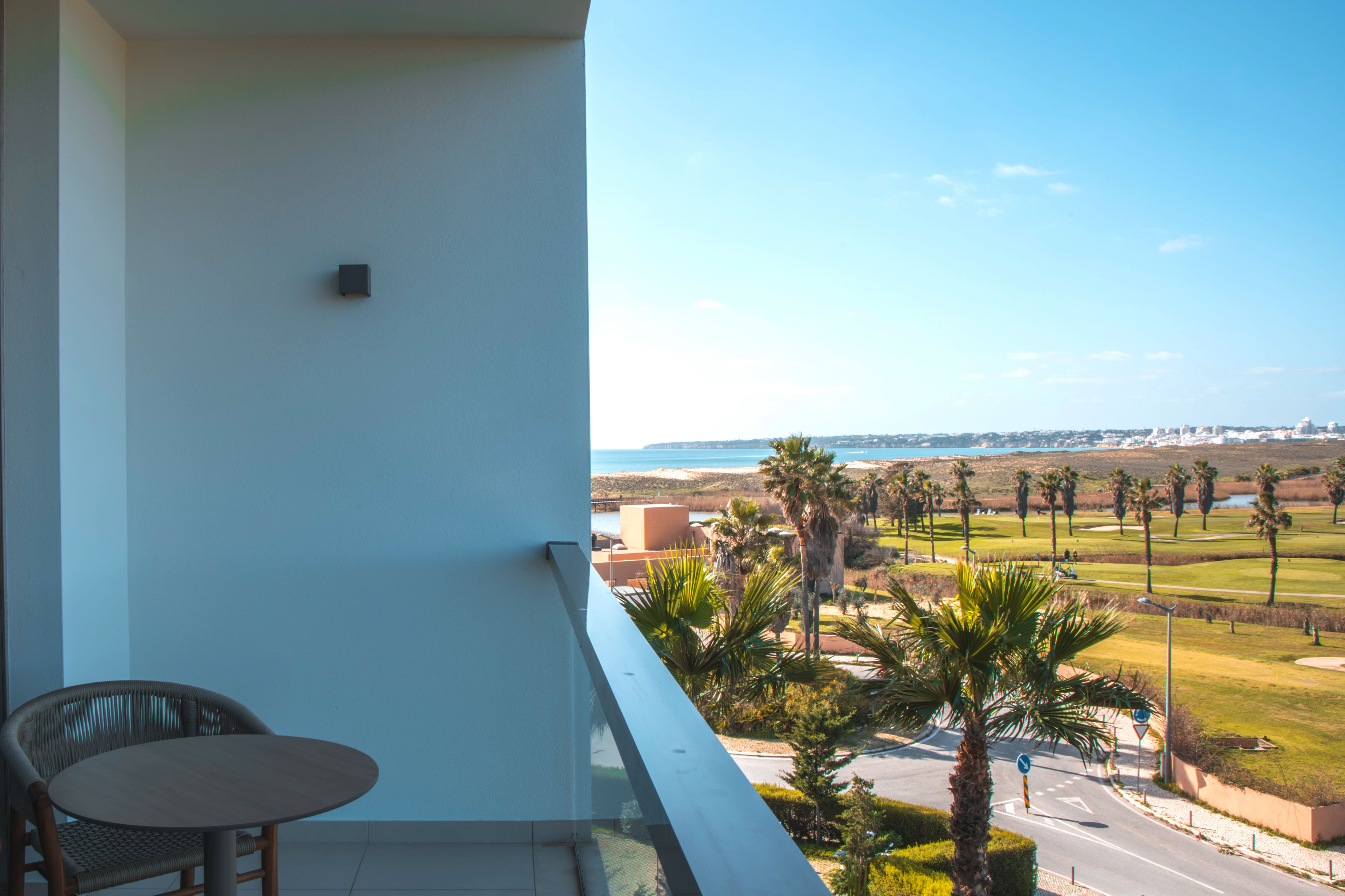 Double or Twin Side Sea View