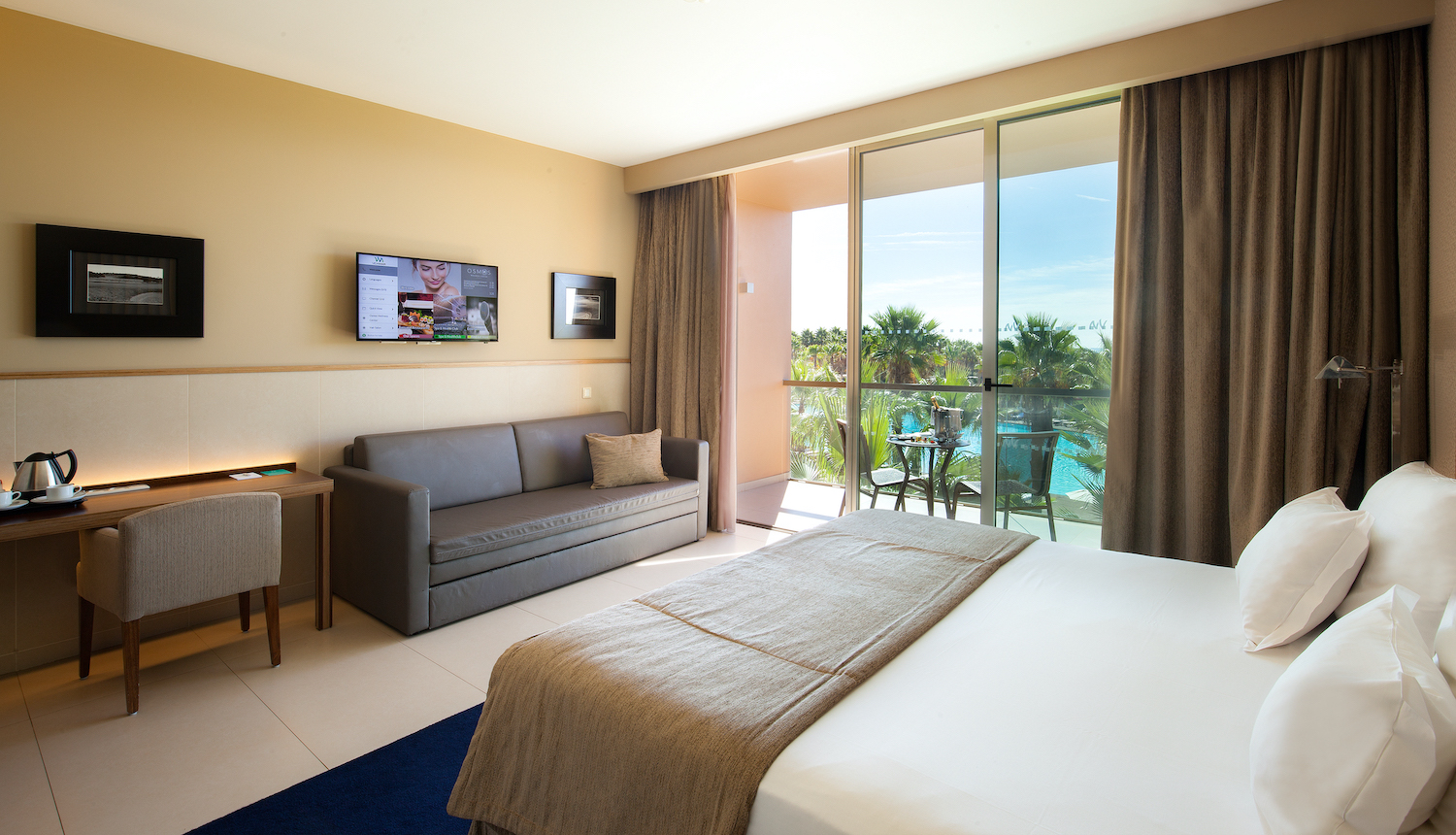 Double or Twin Pool View