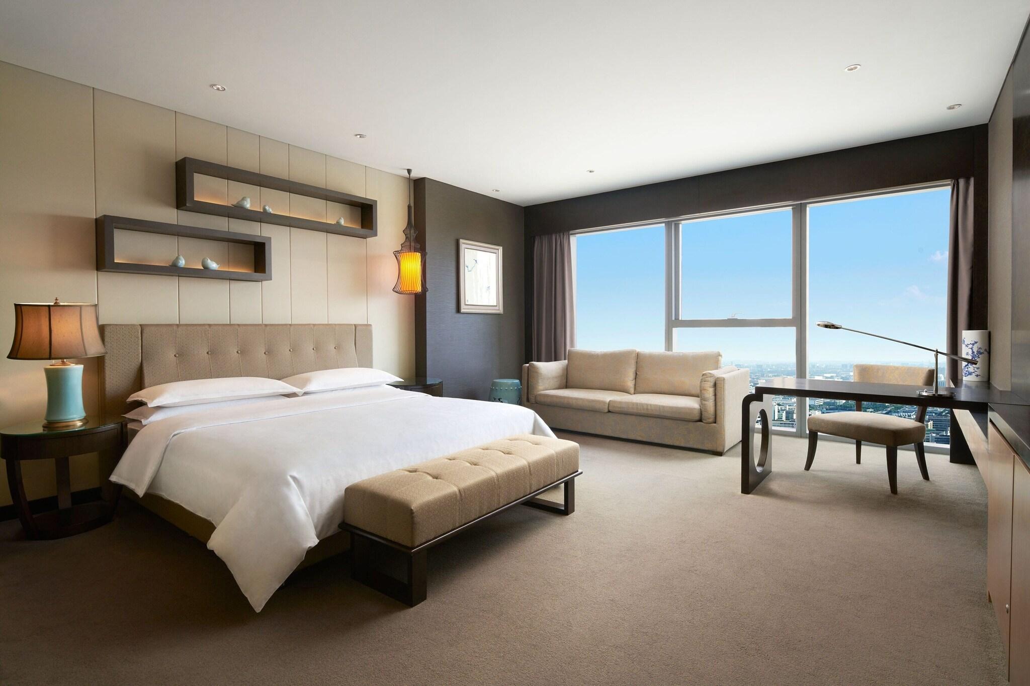 Double Executive King Bed