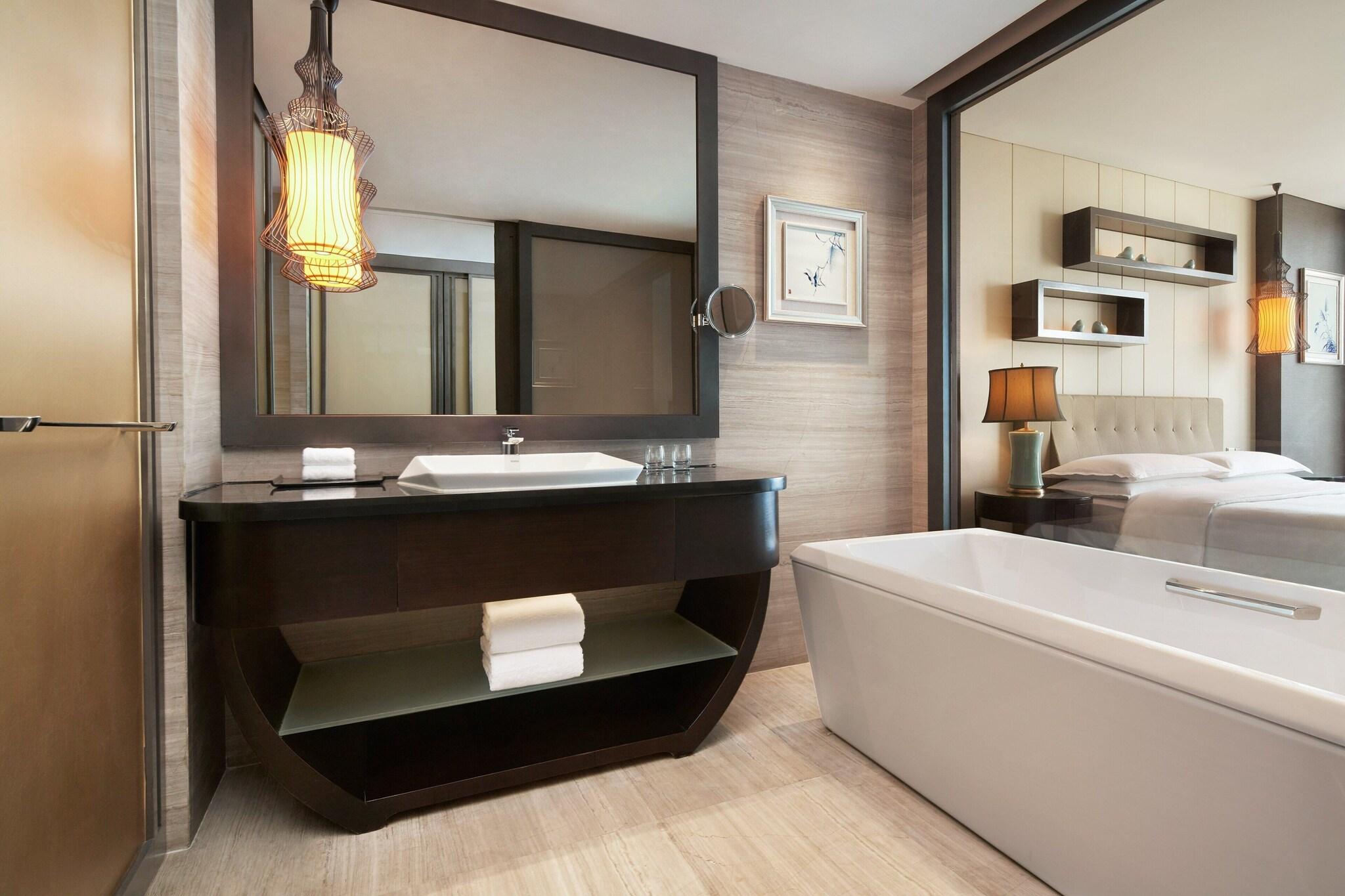 Suite Premier King Bed