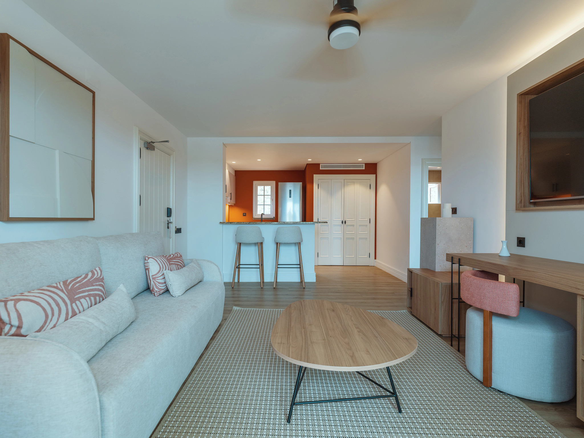 Apartment with Balcony