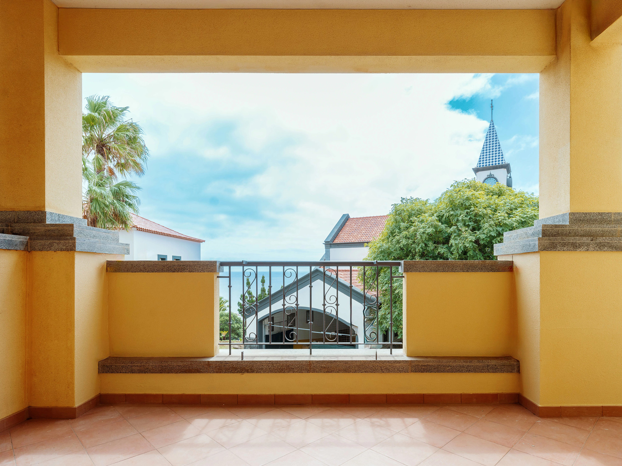 Family Room Garden View