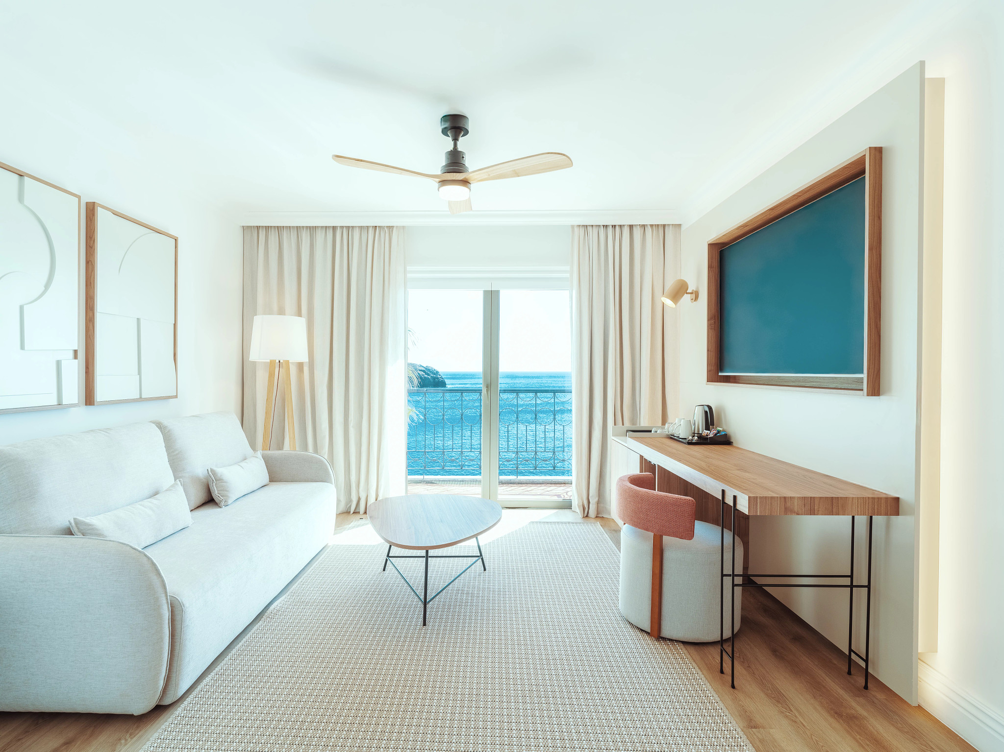 Family Room Ocean Front