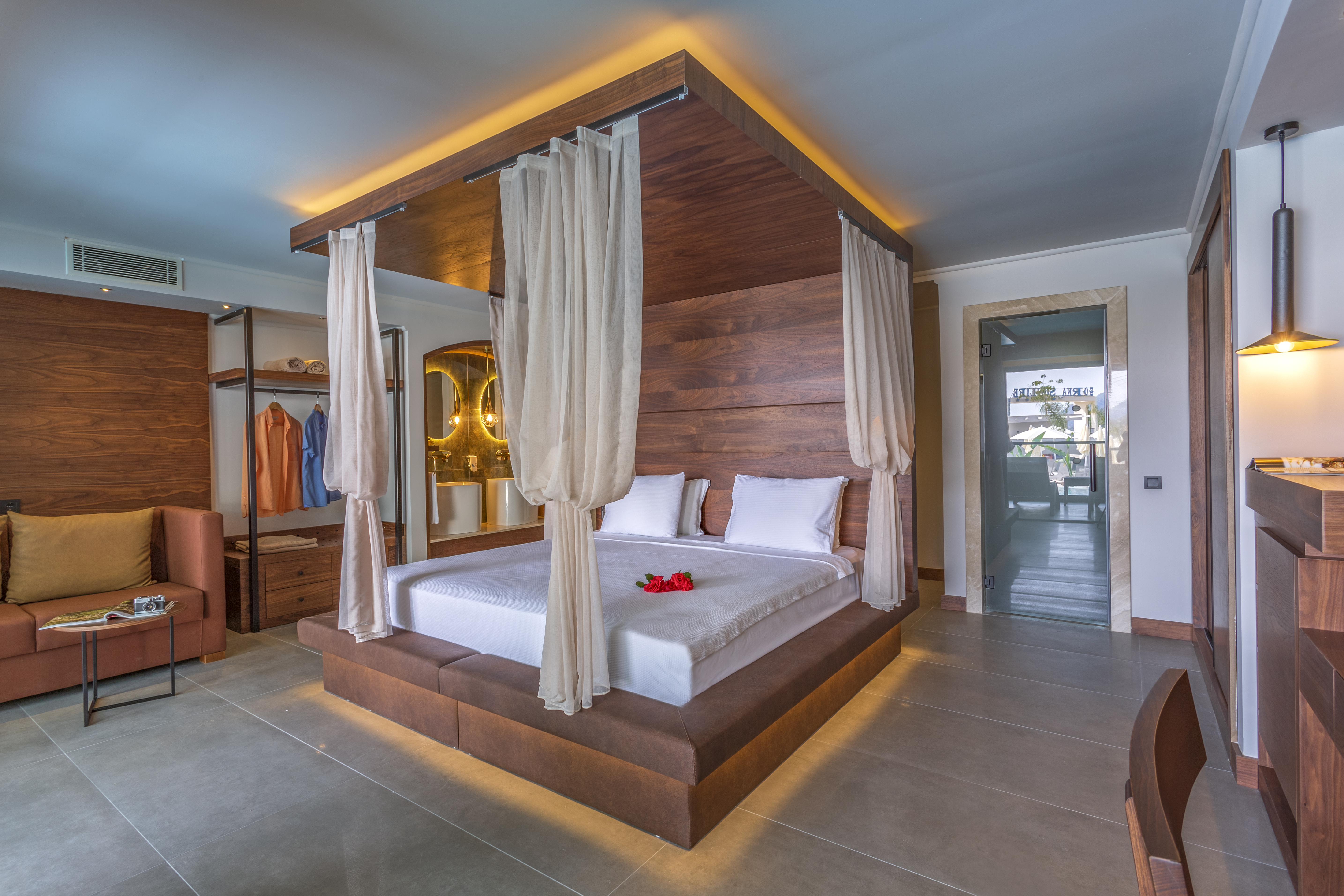 Suite with Private Pool