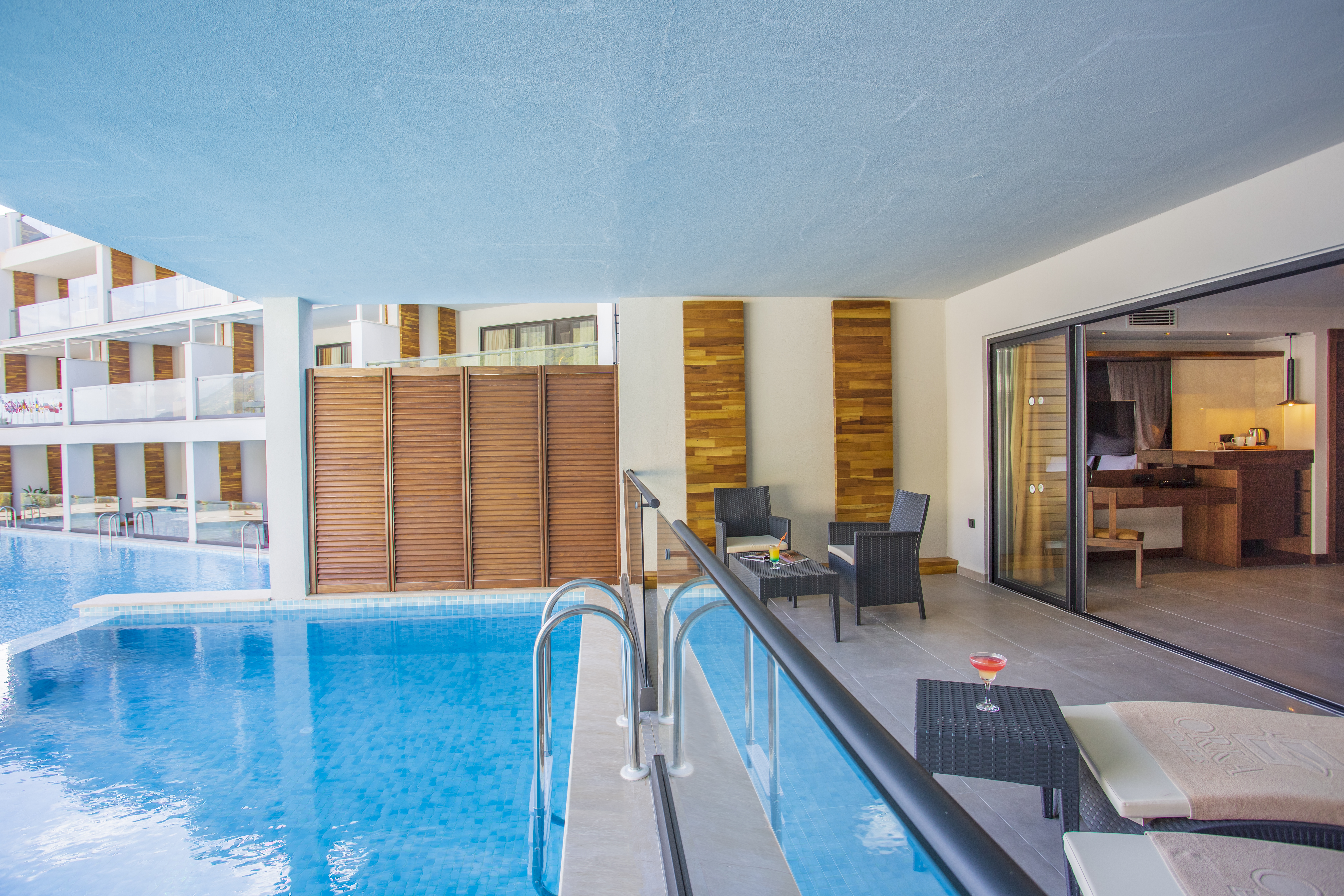 Suite with Private Pool
