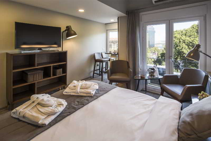 Suite One Bedroom One Bathroom