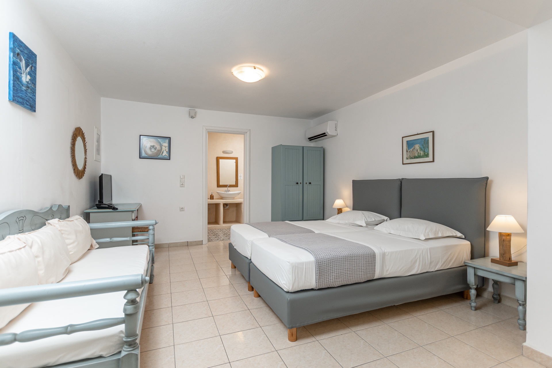 Apartment Capacity 3