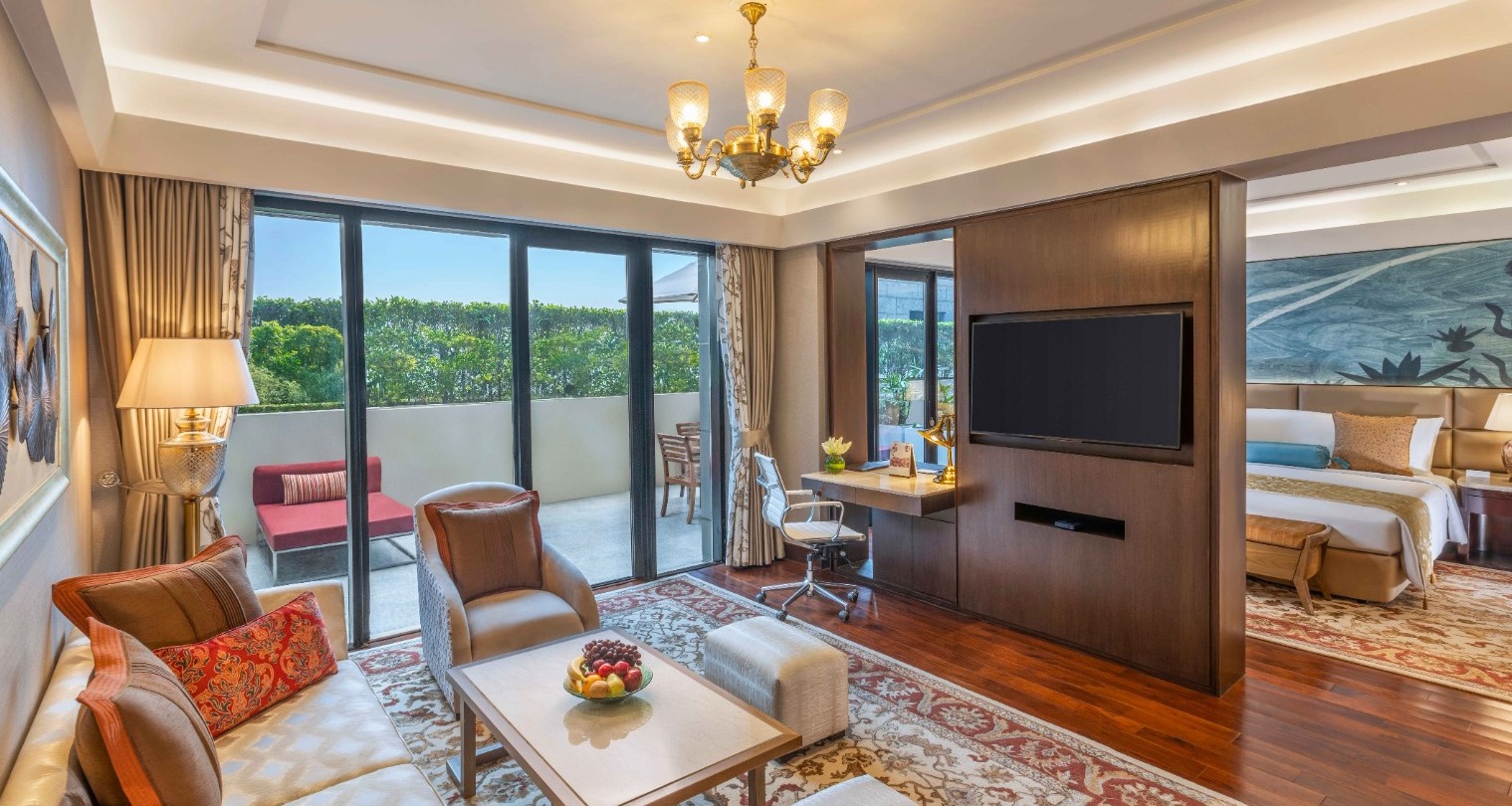 Suite with Balcony