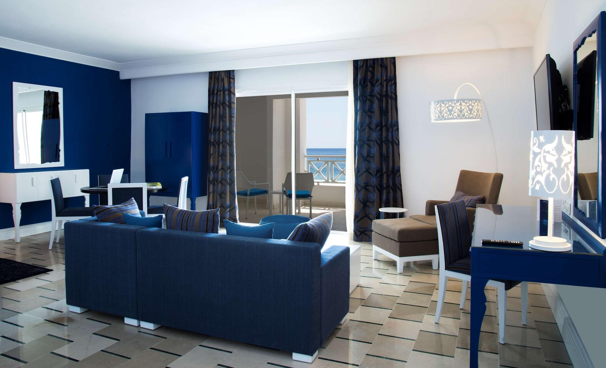 Junior Suite King Size Bed