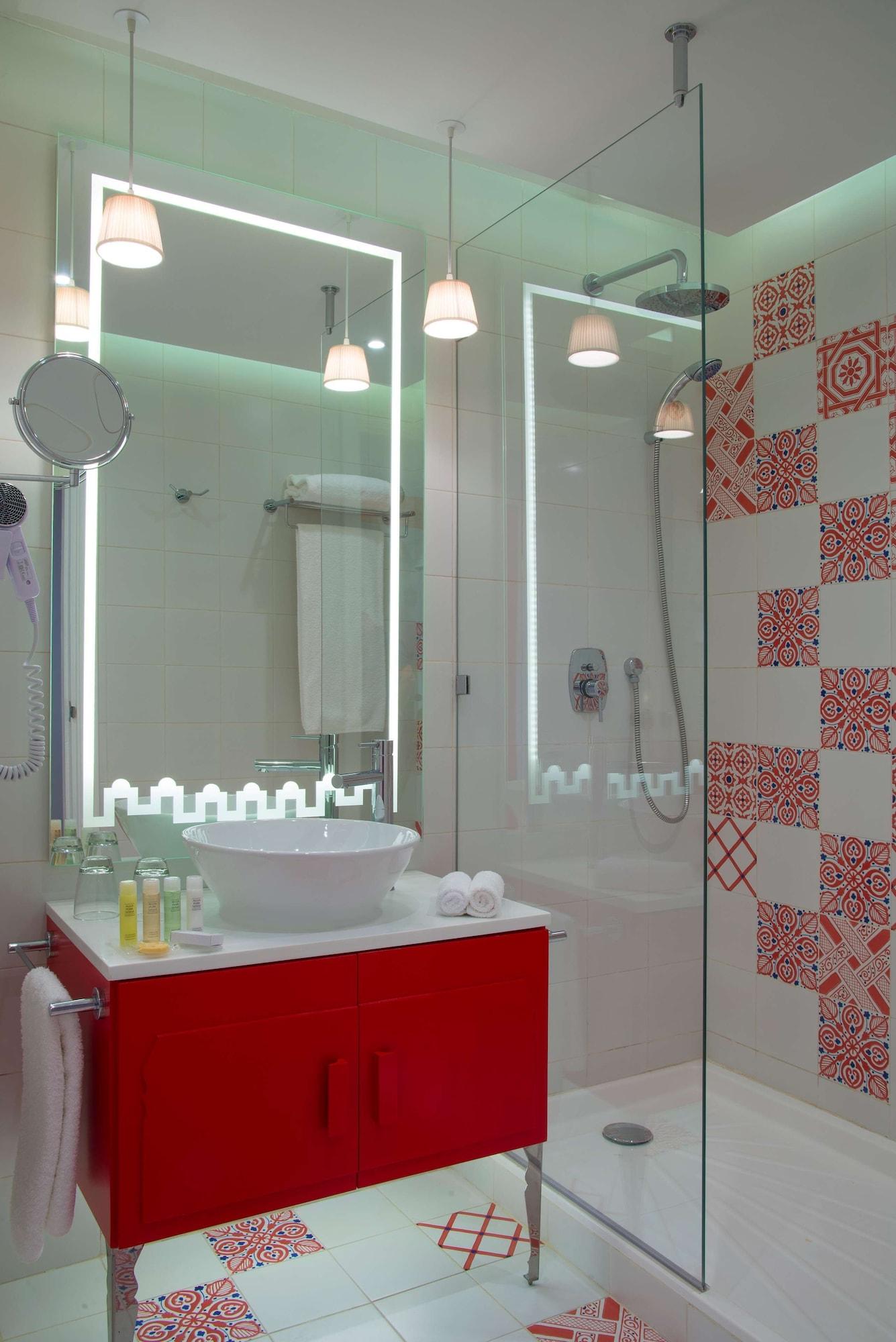 Junior Suite King Size Bed