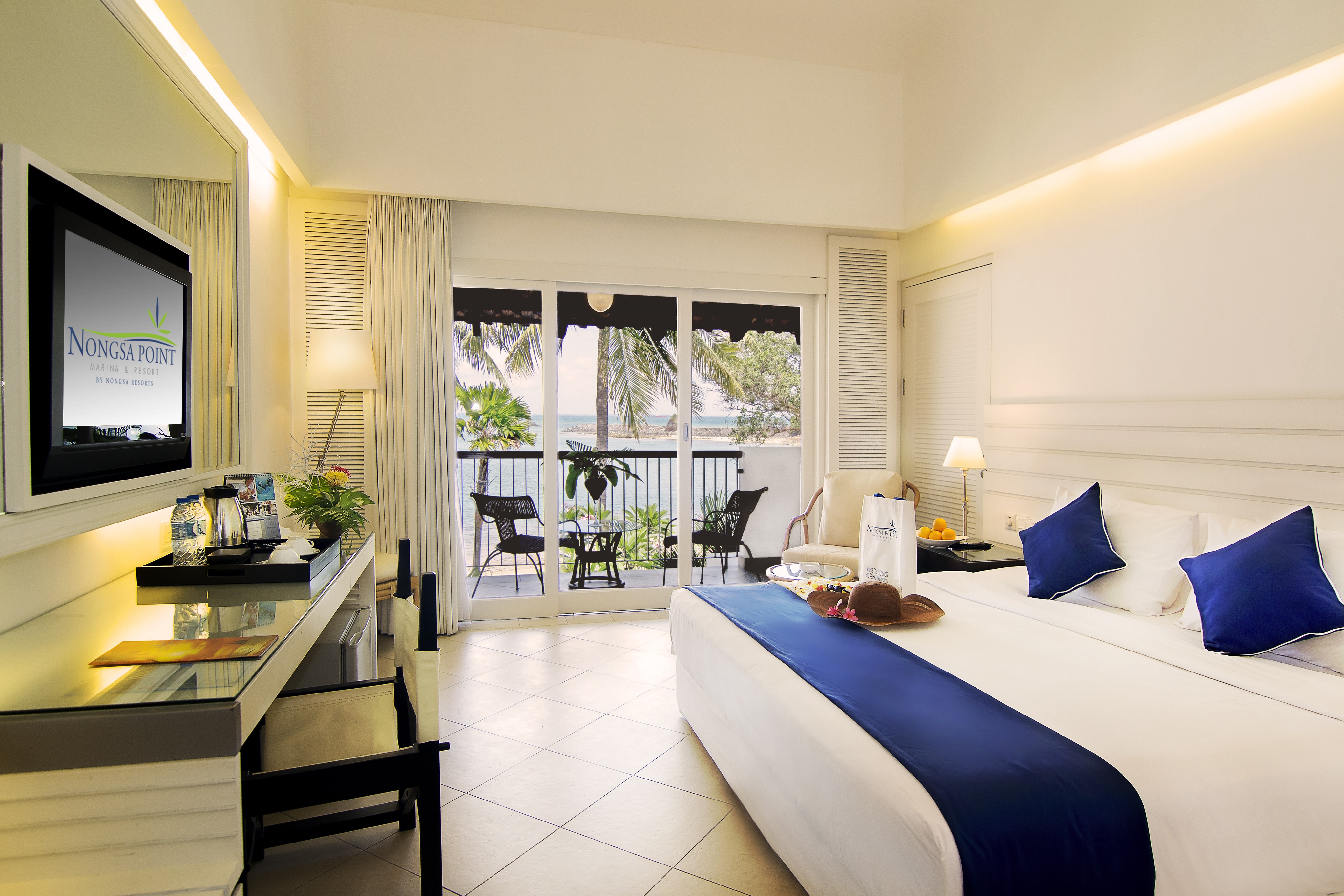 Double or Twin Deluxe Beach Front