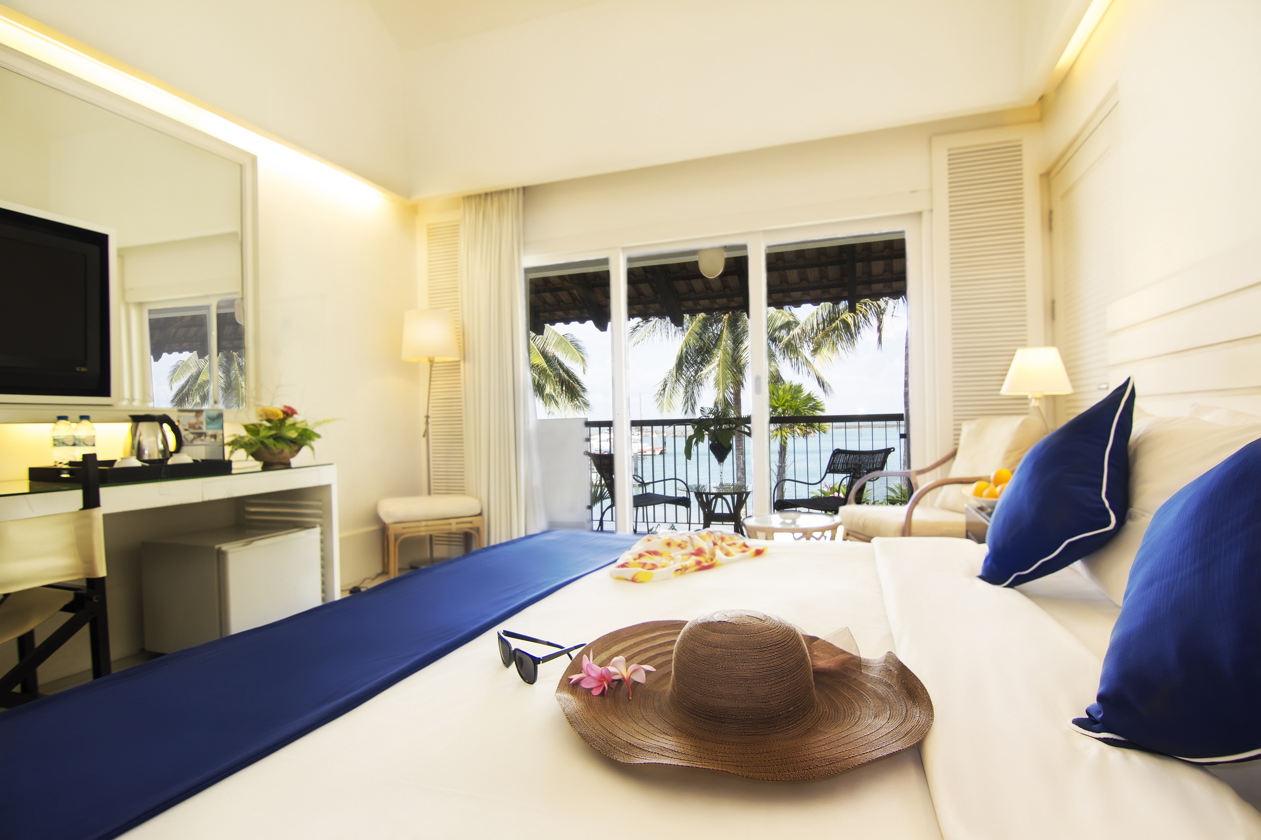 Double or Twin Deluxe Beach Front