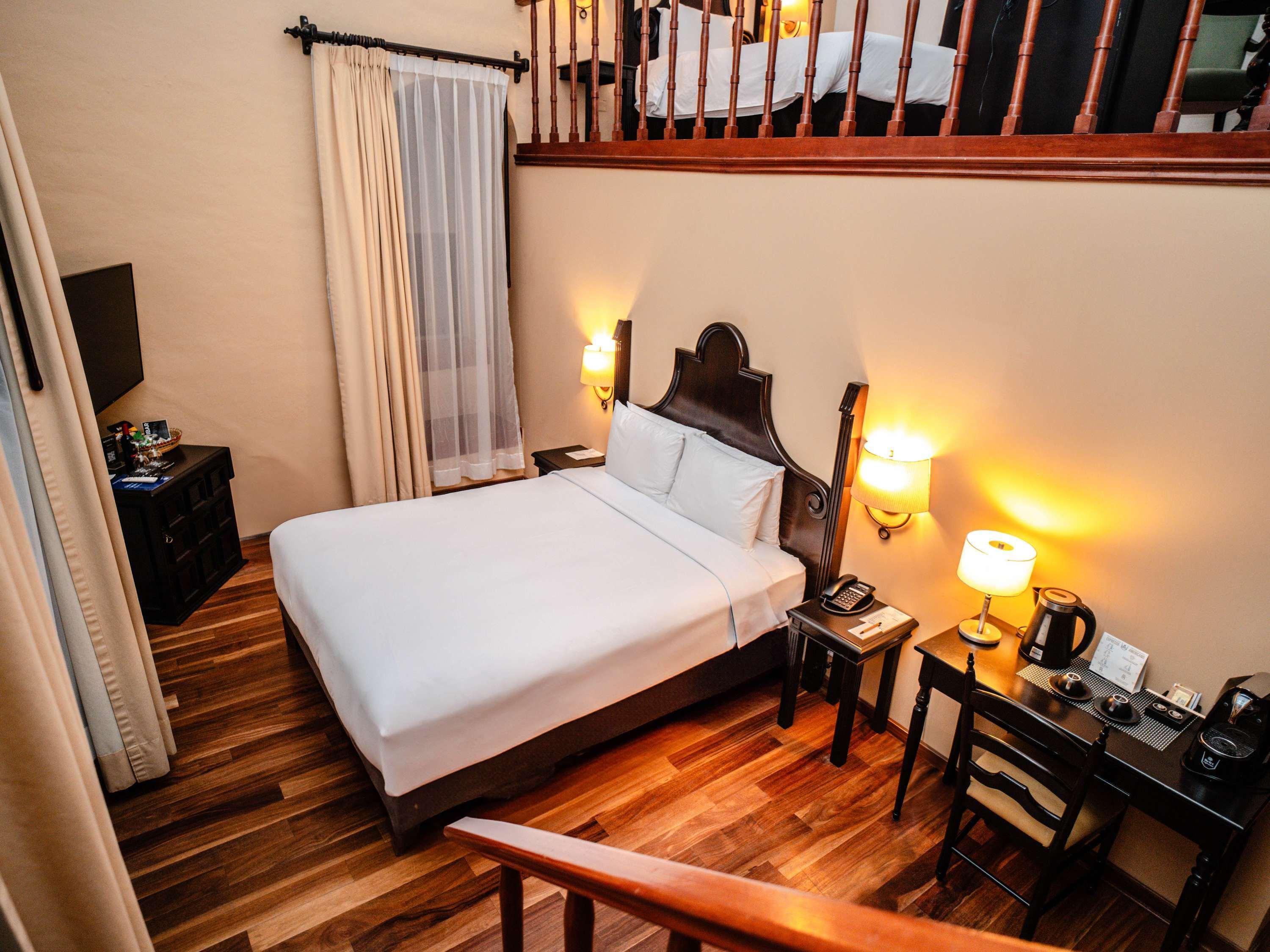 Double Superior Queen Bed