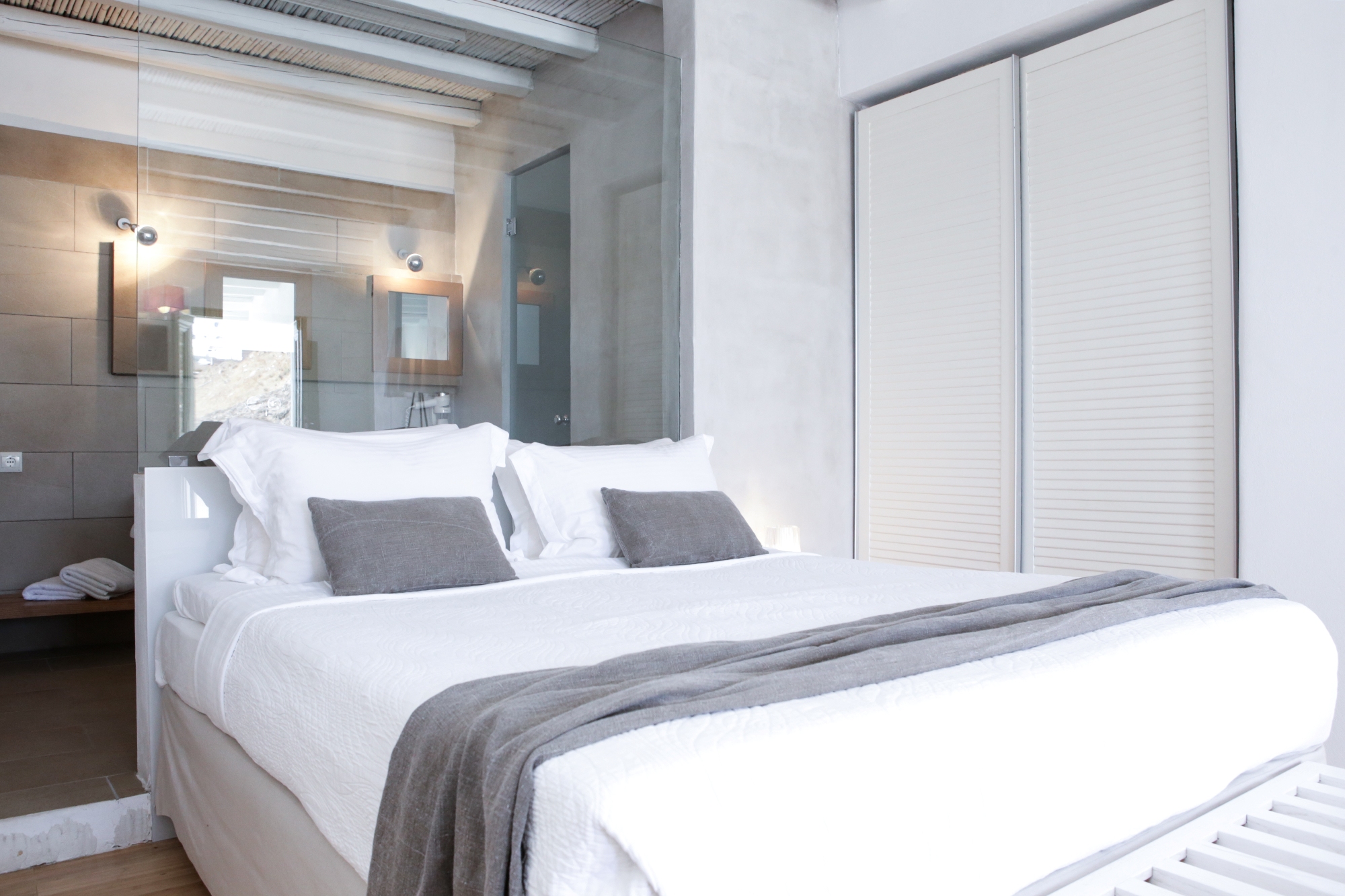 Double Deluxe Side Sea View