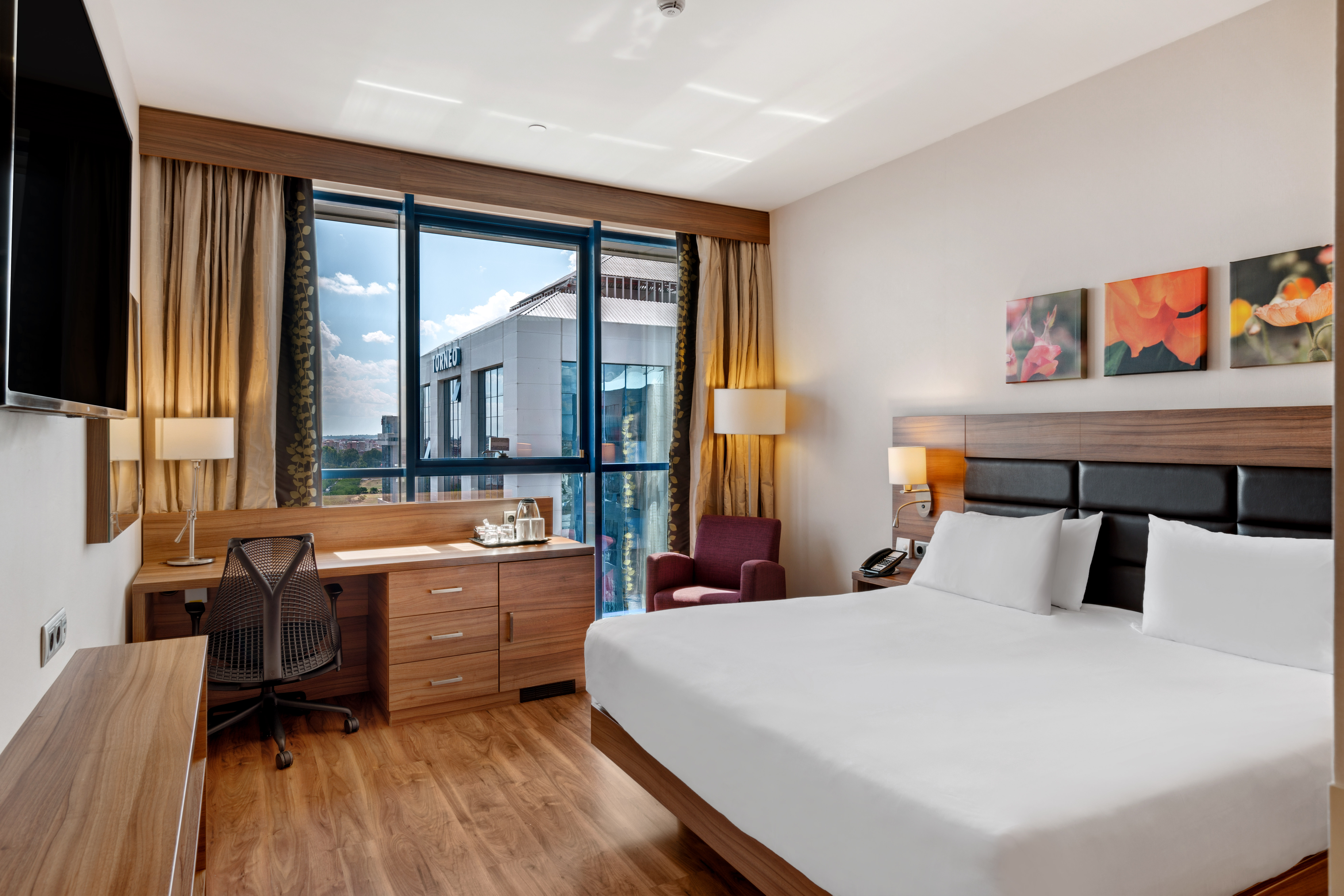 Double King Size Bed