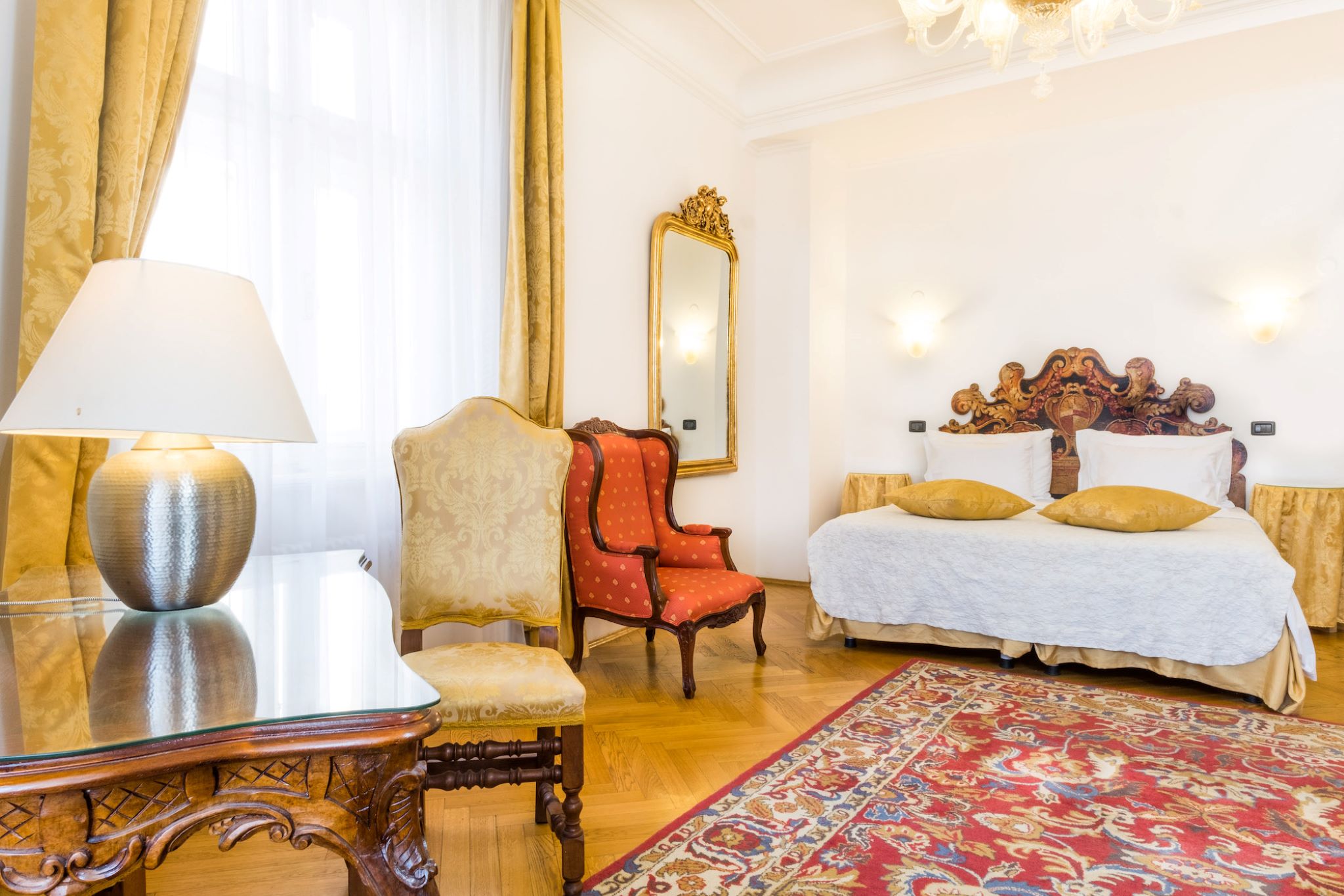 Double or Twin Standard