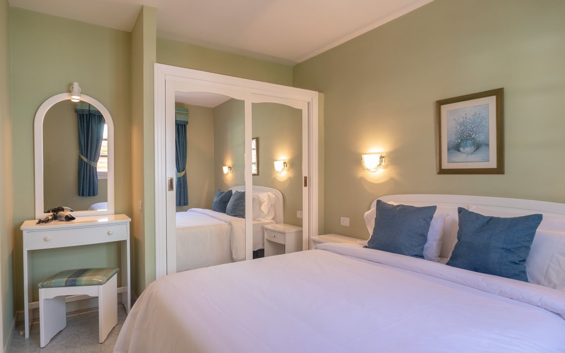 Apartment King Size Bed