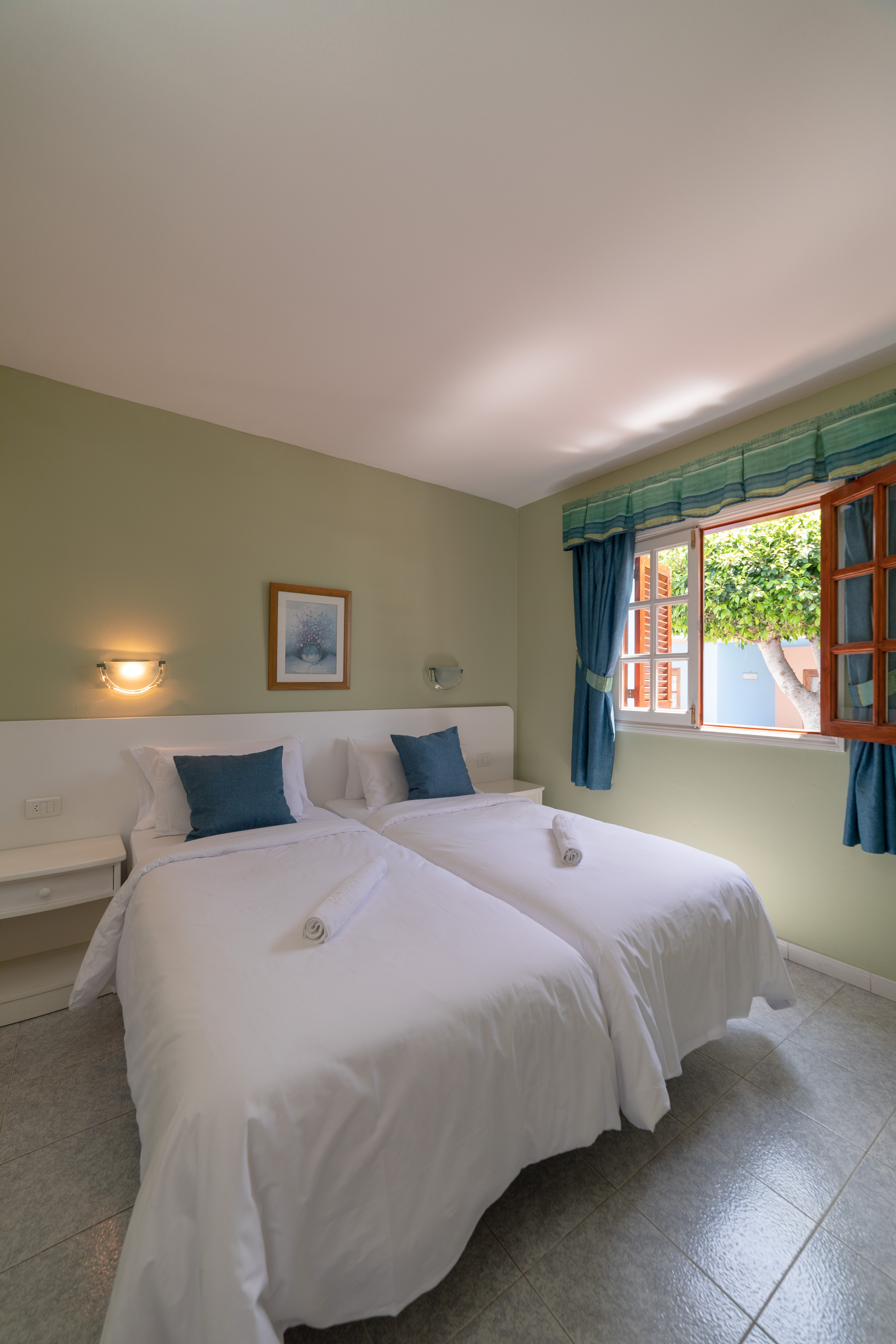 Apartment Capacity 3