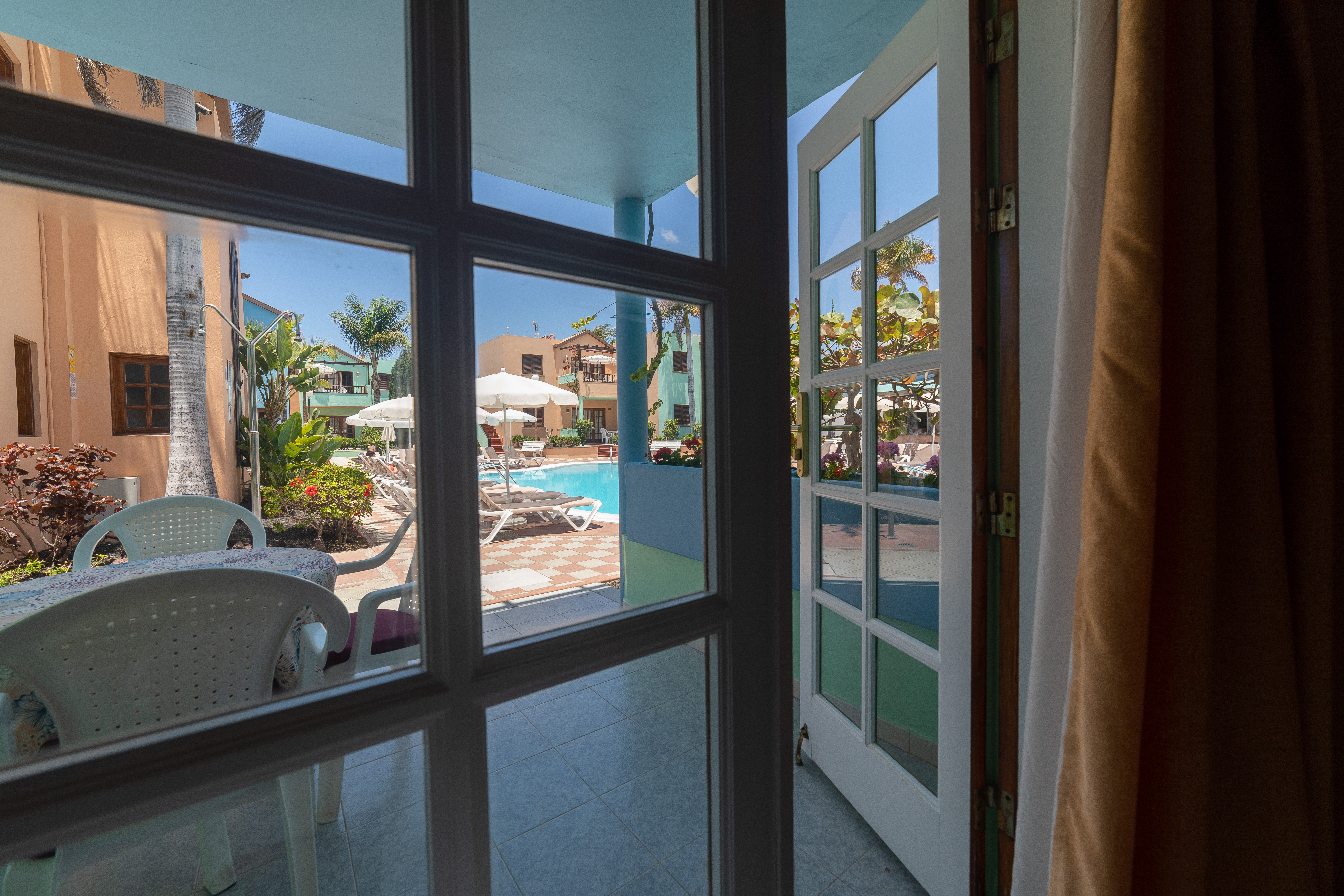 Apartment King Size Bed