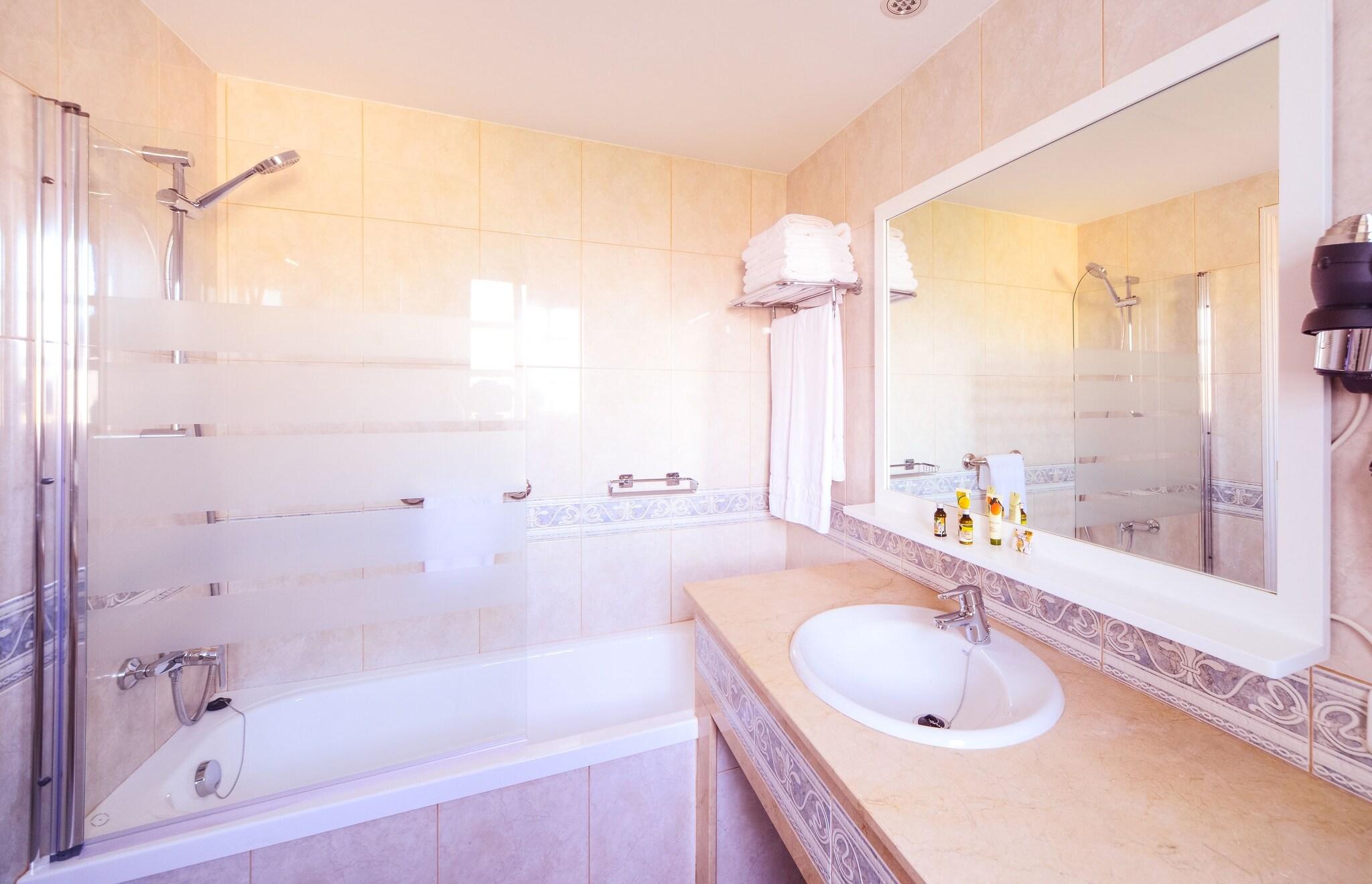 Apartment with Double Bed