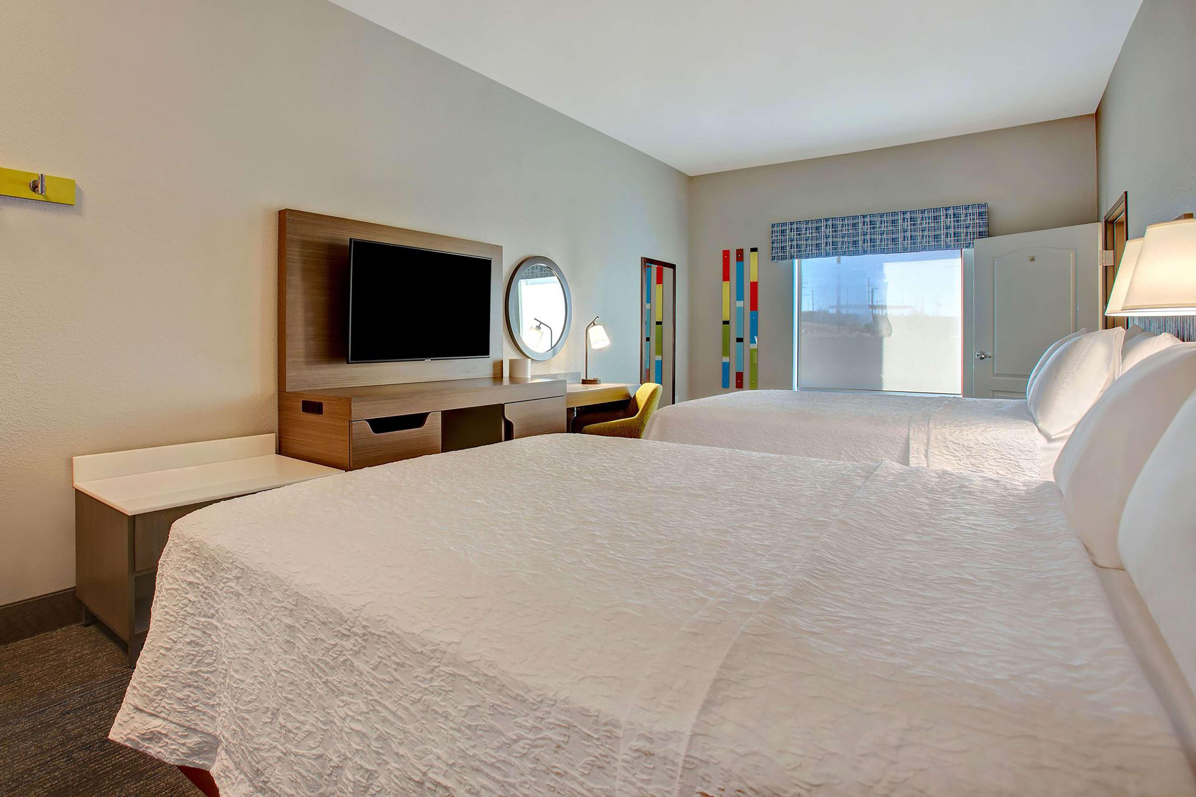 Suite Two Queen Beds One Bedroom