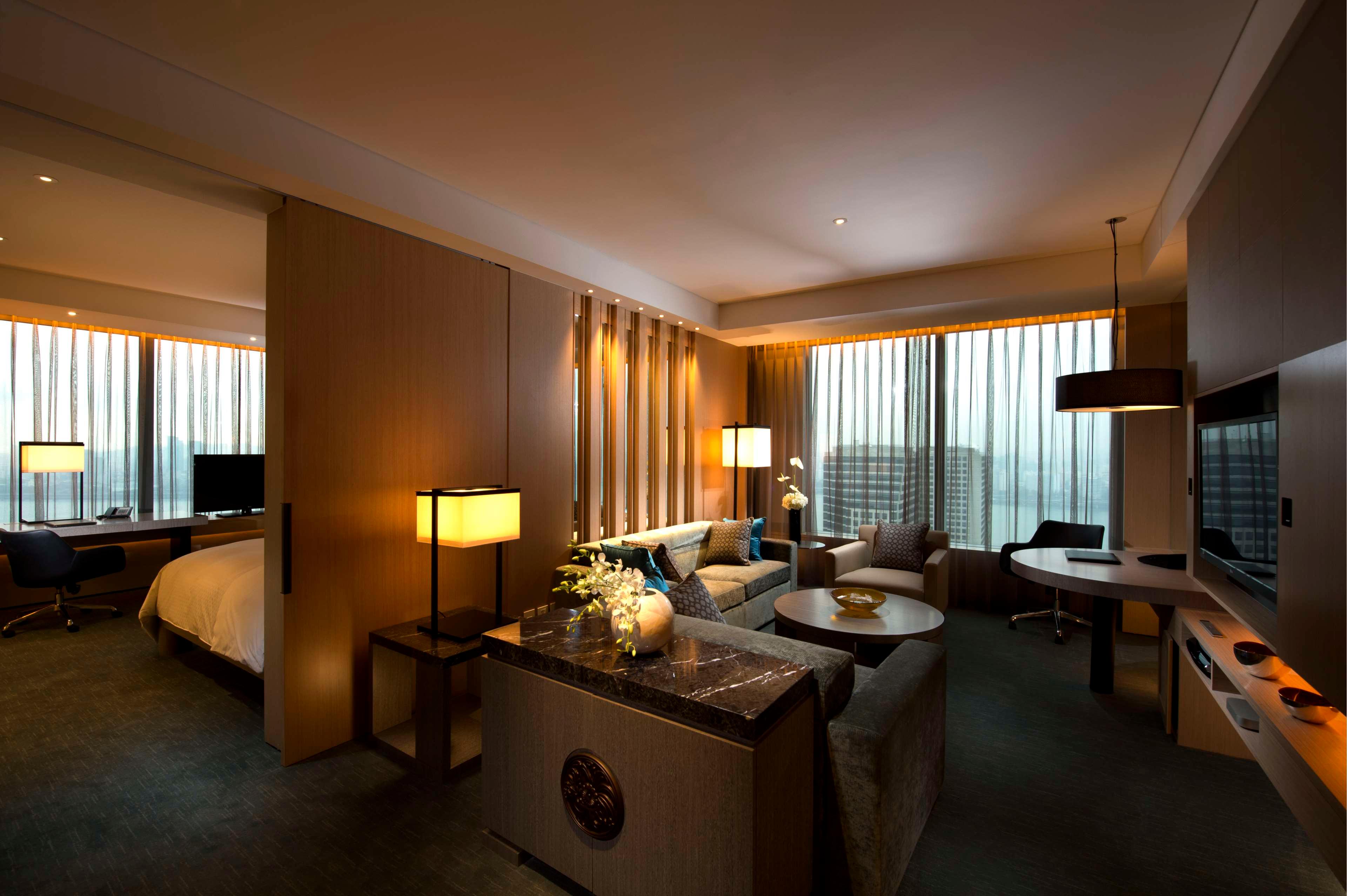 Suite Executive King Bed