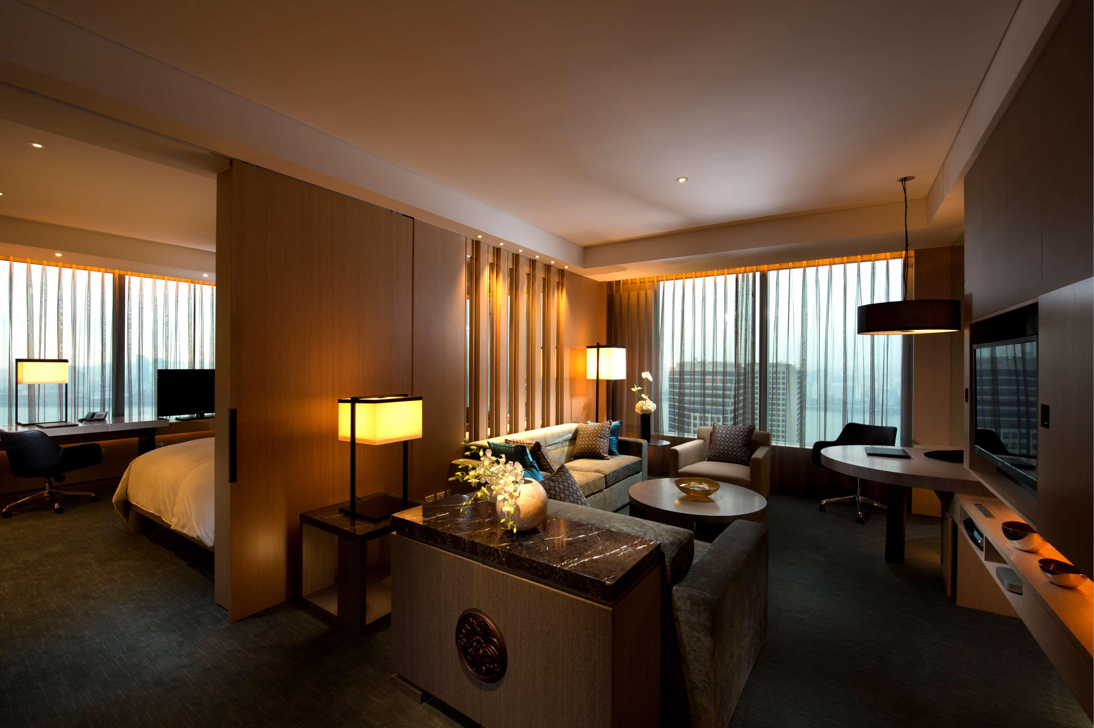 Suite Executive King Bed